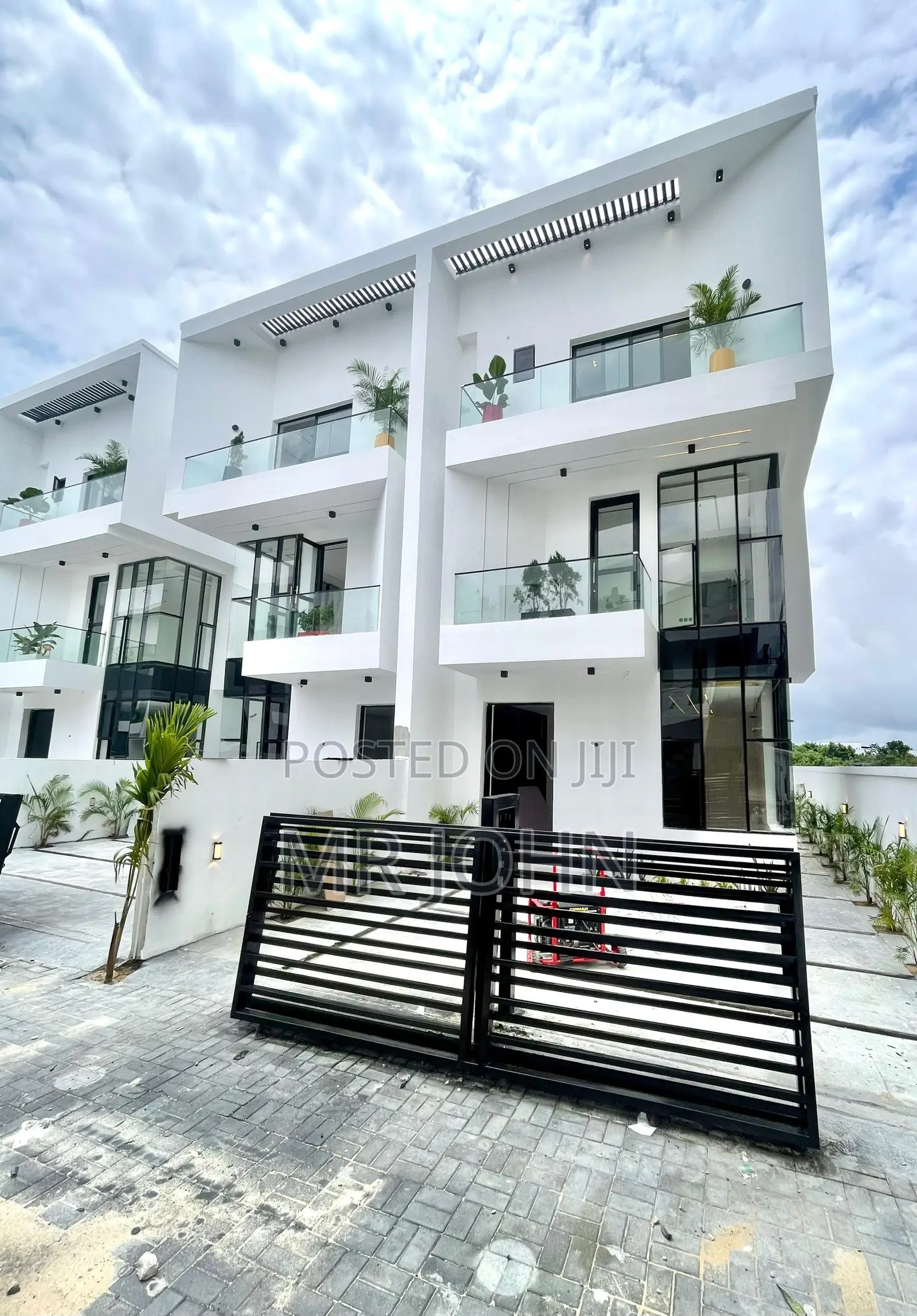4bdrm Duplex in Rickyhomes Bj Pr, Lekki for sale in Lekki