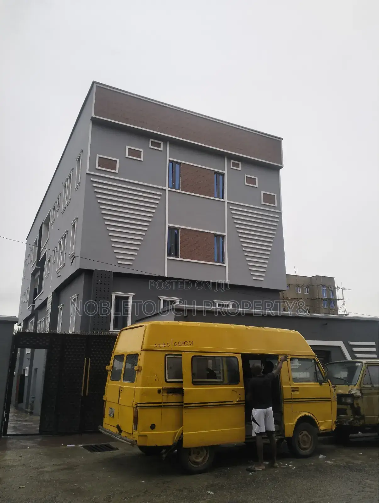 Now Letting at Oshodi, Warehouse/Apartments in Bolade