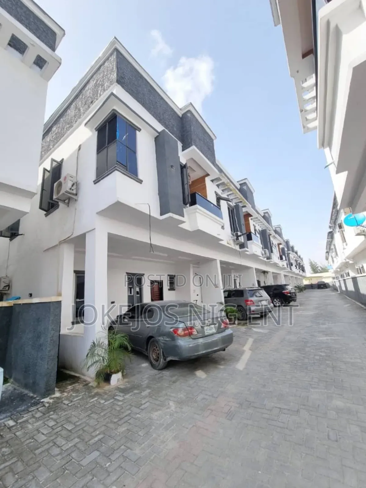 4bdrm Townhouse/Terrace in Ikota Gra for sale in Ikota
