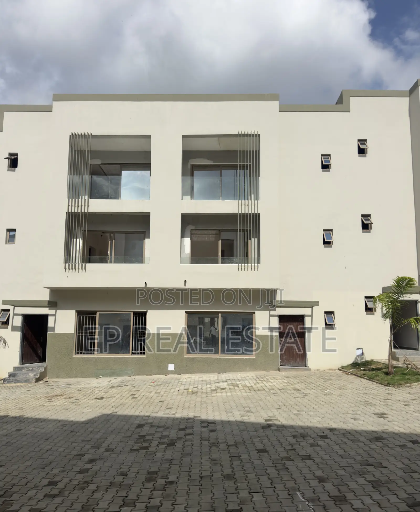 4bdrm Townhouse/Terrace in Maitama for sale in Maitama