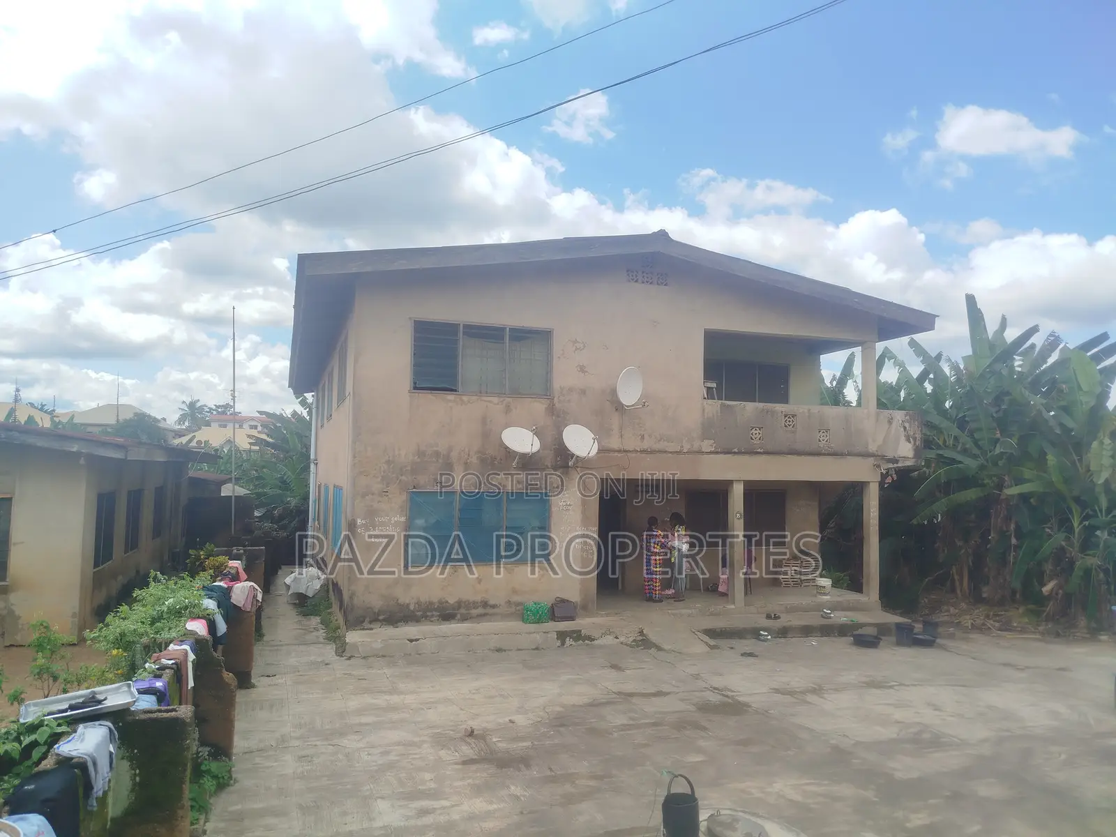 16bdrm House in Mbabi Mbayo, Ife for sale in Ife