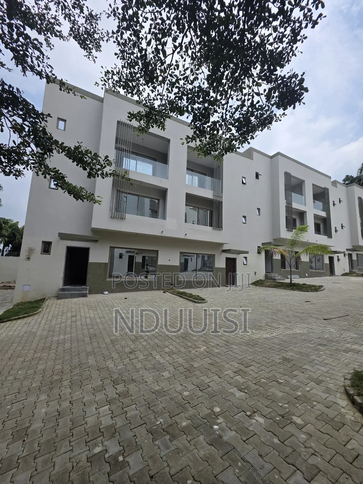 4bdrm Duplex in Maitama for sale in Maitama
