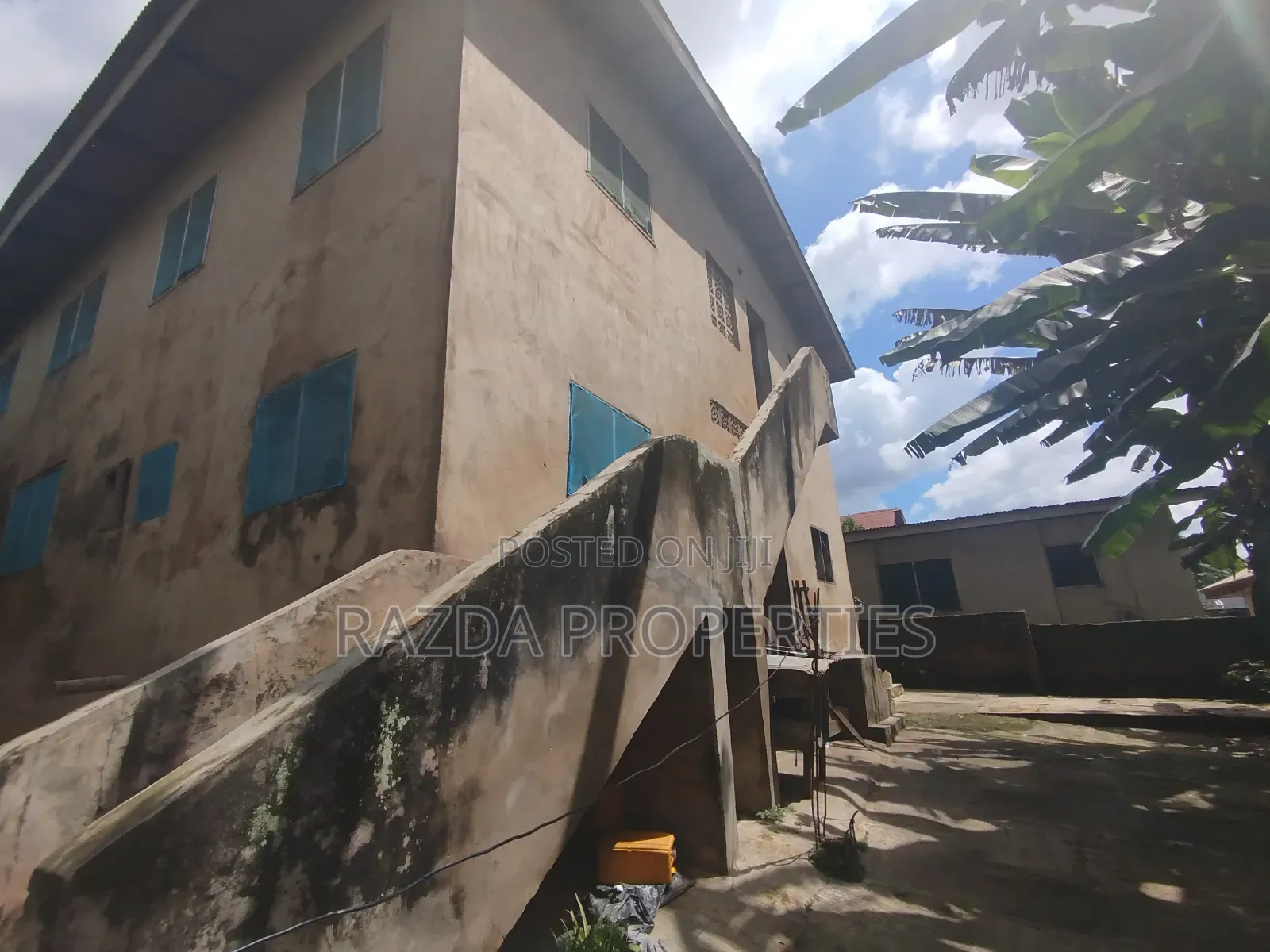 16bdrm House in Mbabi Mbayo, Ife for sale in Ife