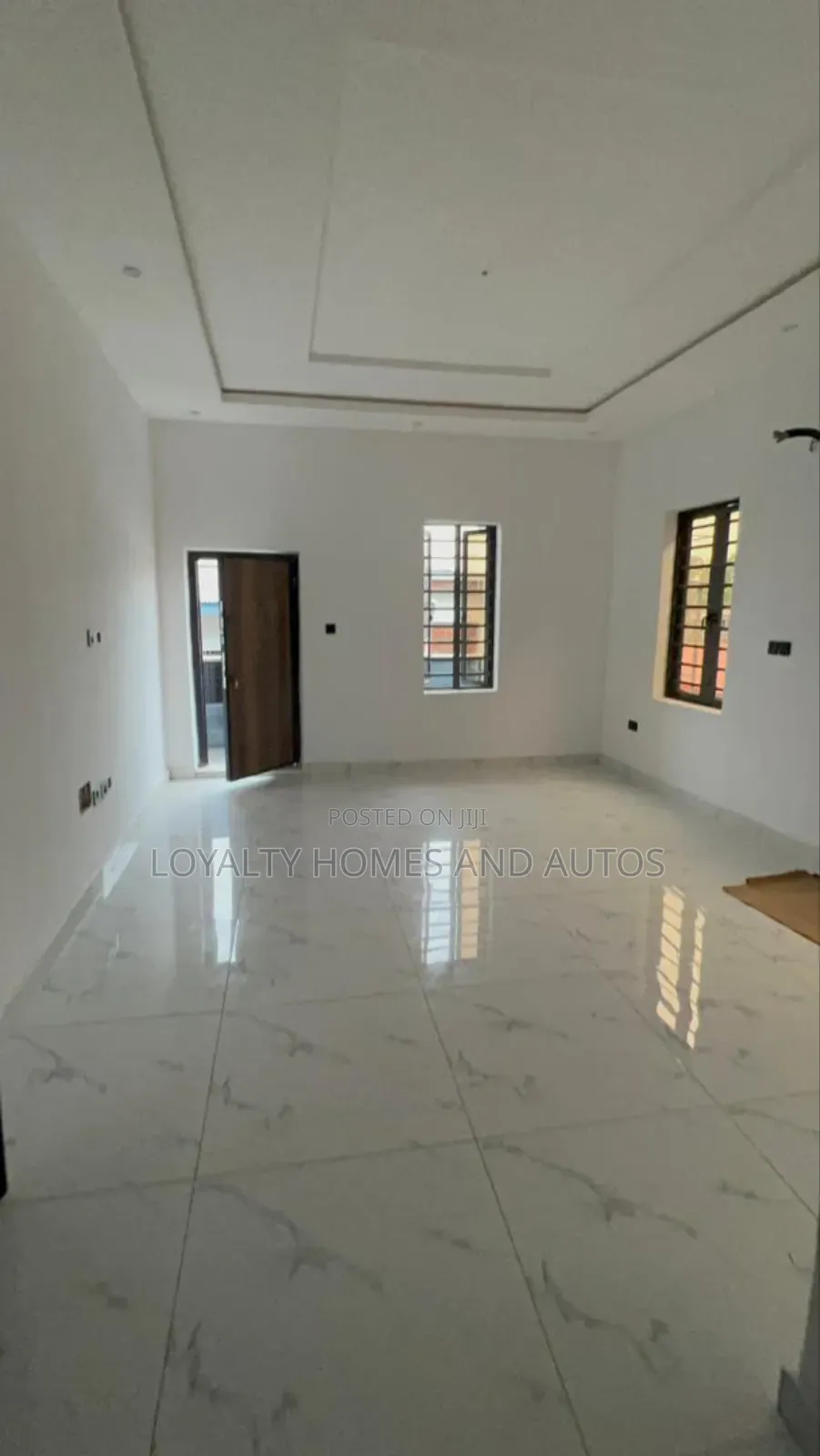 4bdrm Duplex in Opebi Ikeja Lagos for sale in Opebi