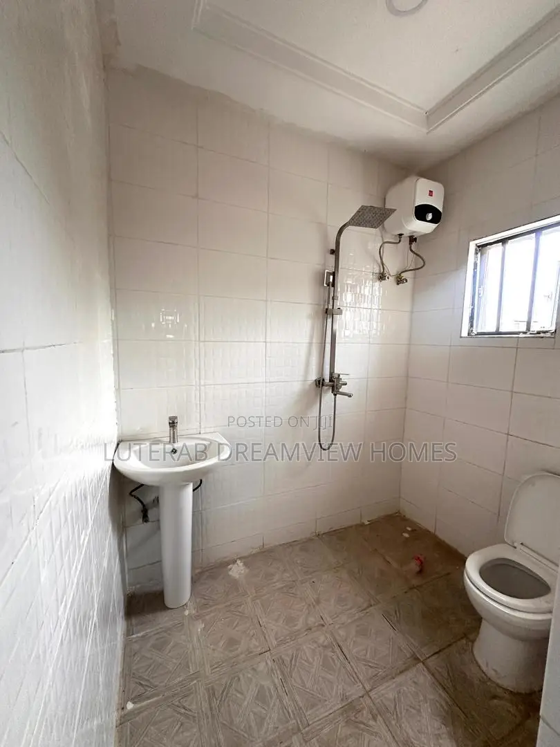 3bdrm Apartment in Jahi Gilmore Tarred for rent in Jahi