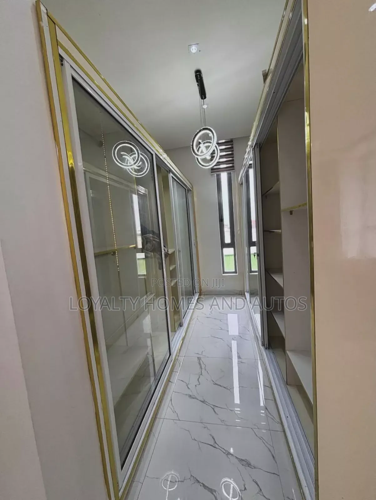 Furnished 5bdrm Duplex in Pinnock Beach Estate, Osapa london for sale in Osapa london
