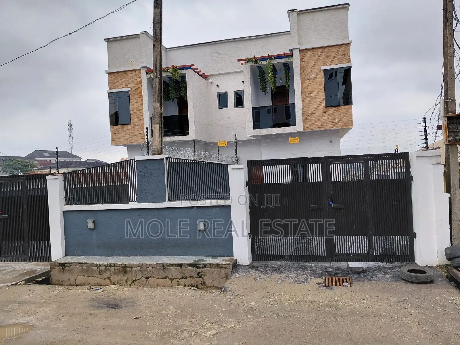 Furnished 5bdrm Duplex in Leki Phase 1 for sale in Lekki Phase 1