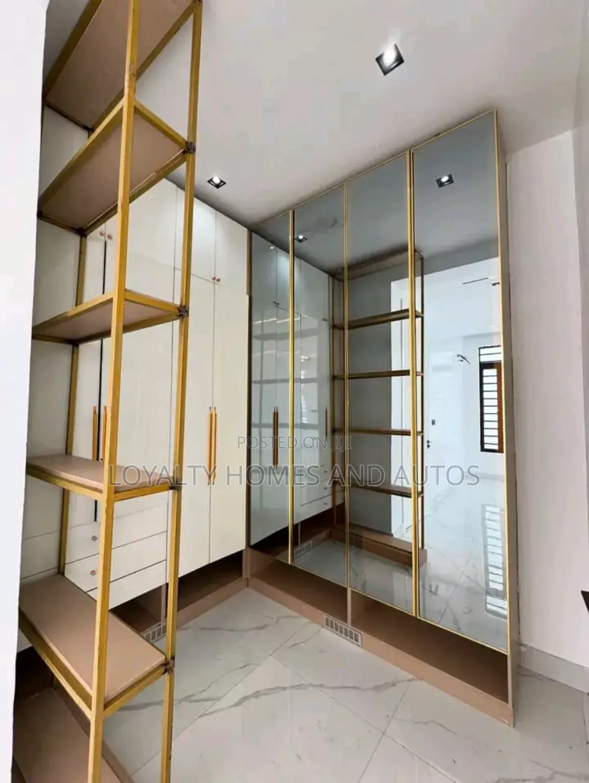 Furnished 5bdrm Duplex in Lekki Phase 1 for sale in Lekki Phase 1