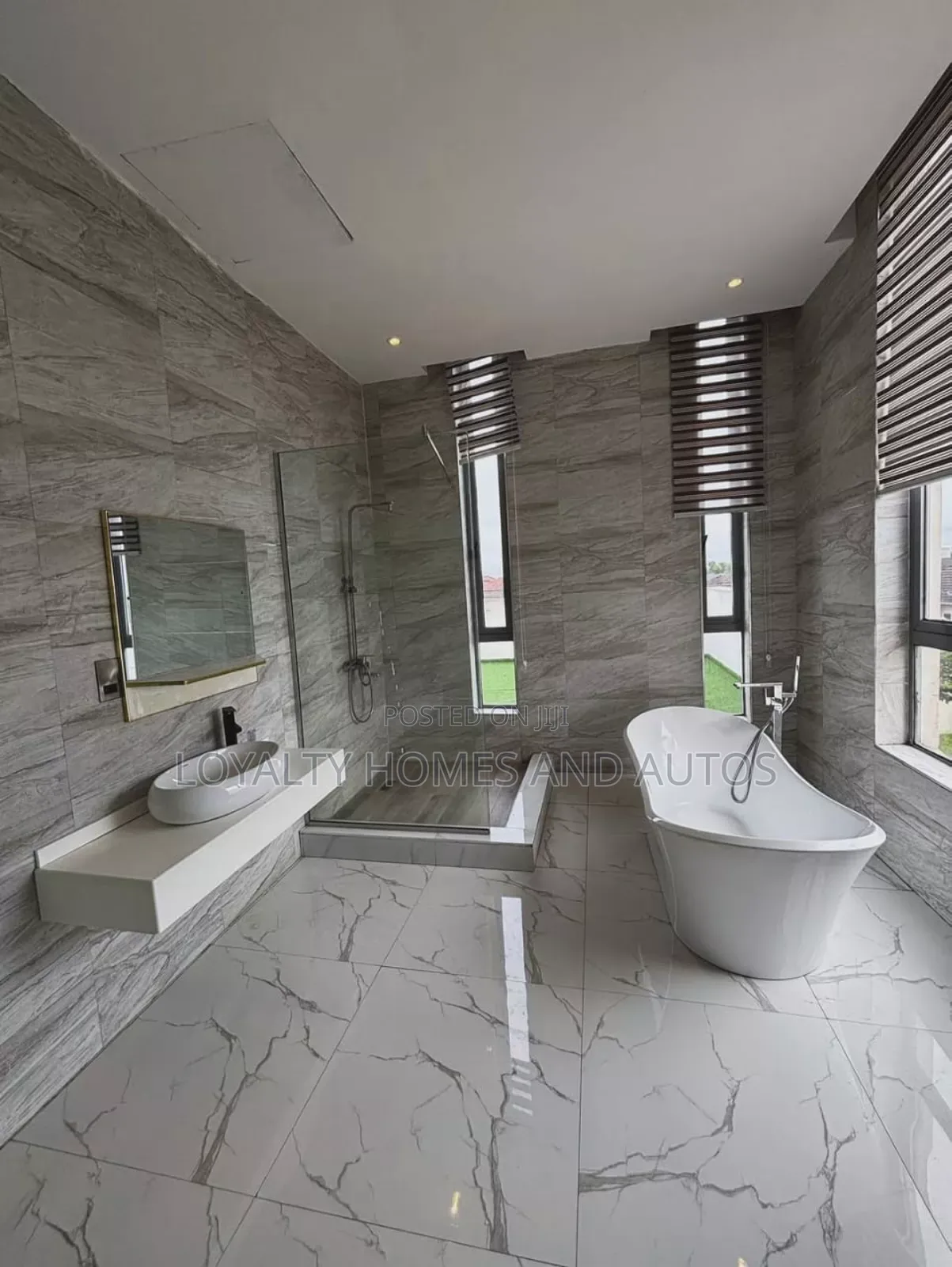 Furnished 4bdrm Duplex in Chevron, Lekki for sale in Lekki