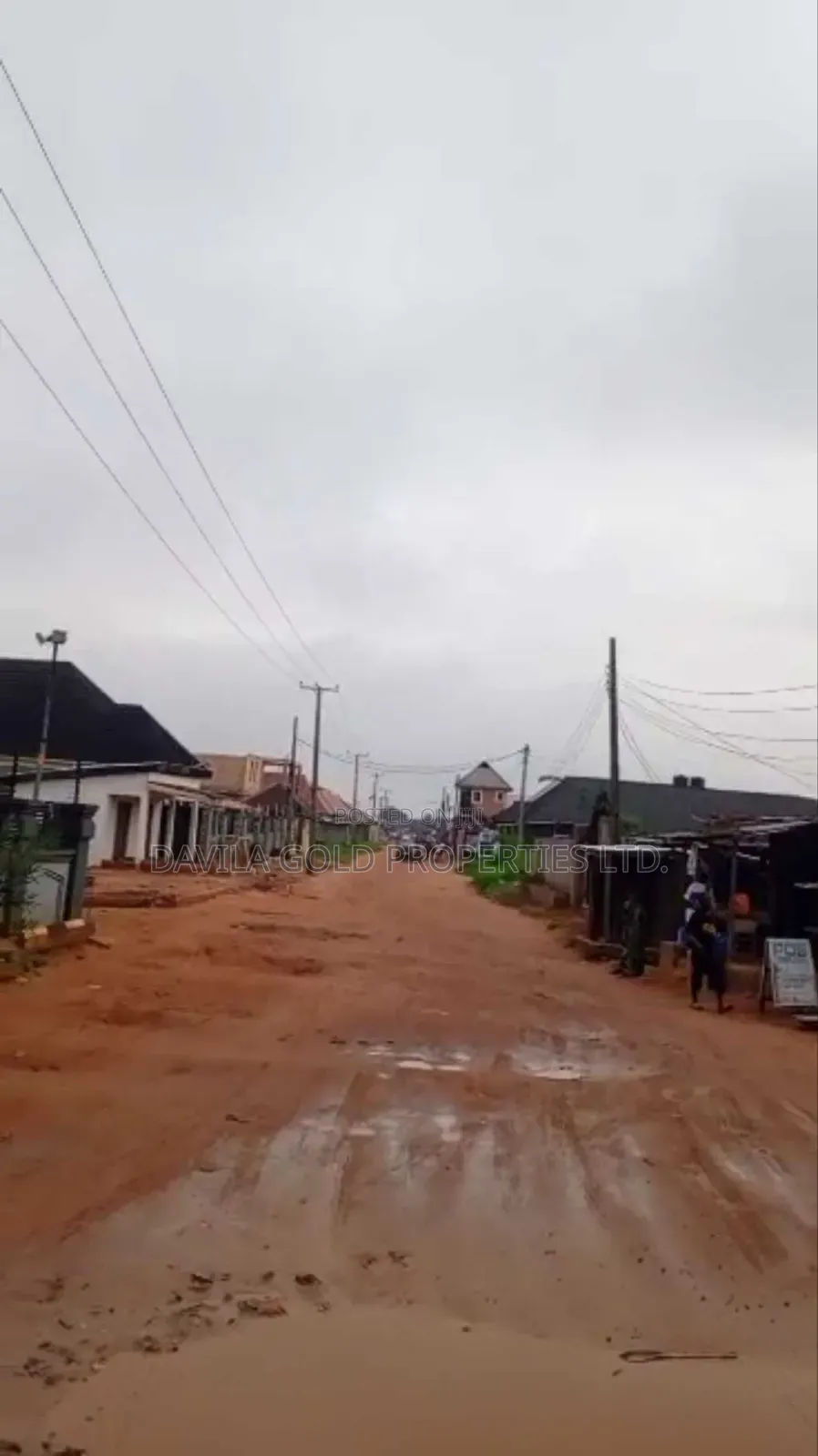 9bdrm Block of Flats in Benin City for sale in Benin City