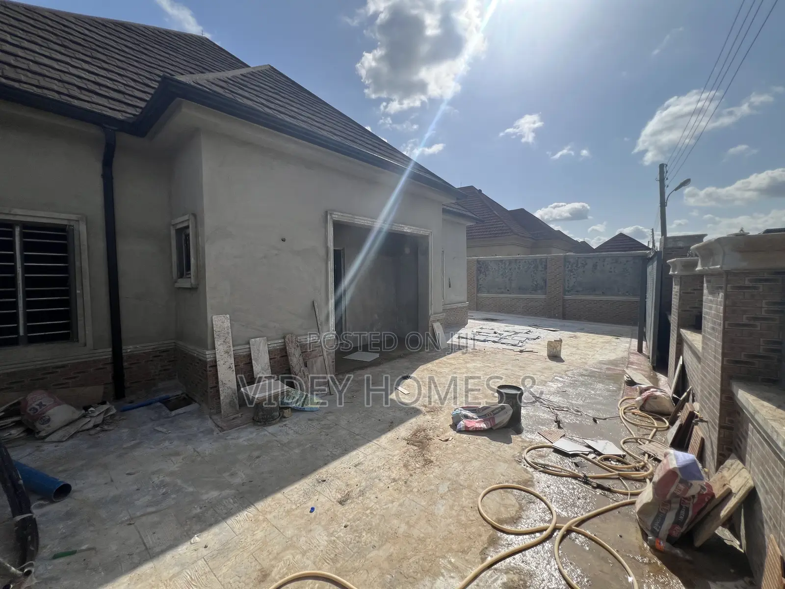 4bdrm Bungalow in Sungold Estate, Abuja (FCT) for rent in Abuja (FCT)
