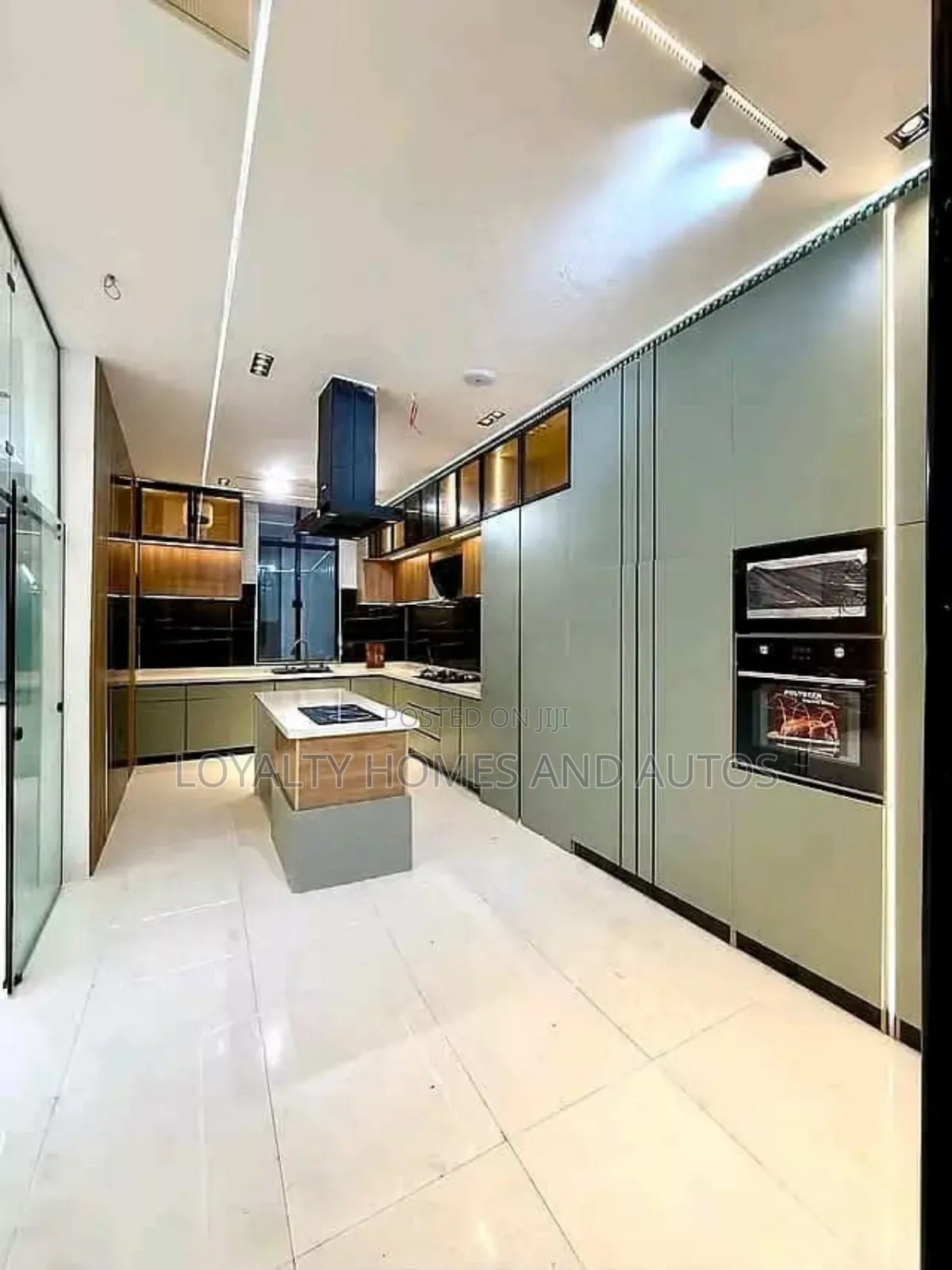Furnished 6bdrm Duplex in Chevron, Lekki for sale in Lekki