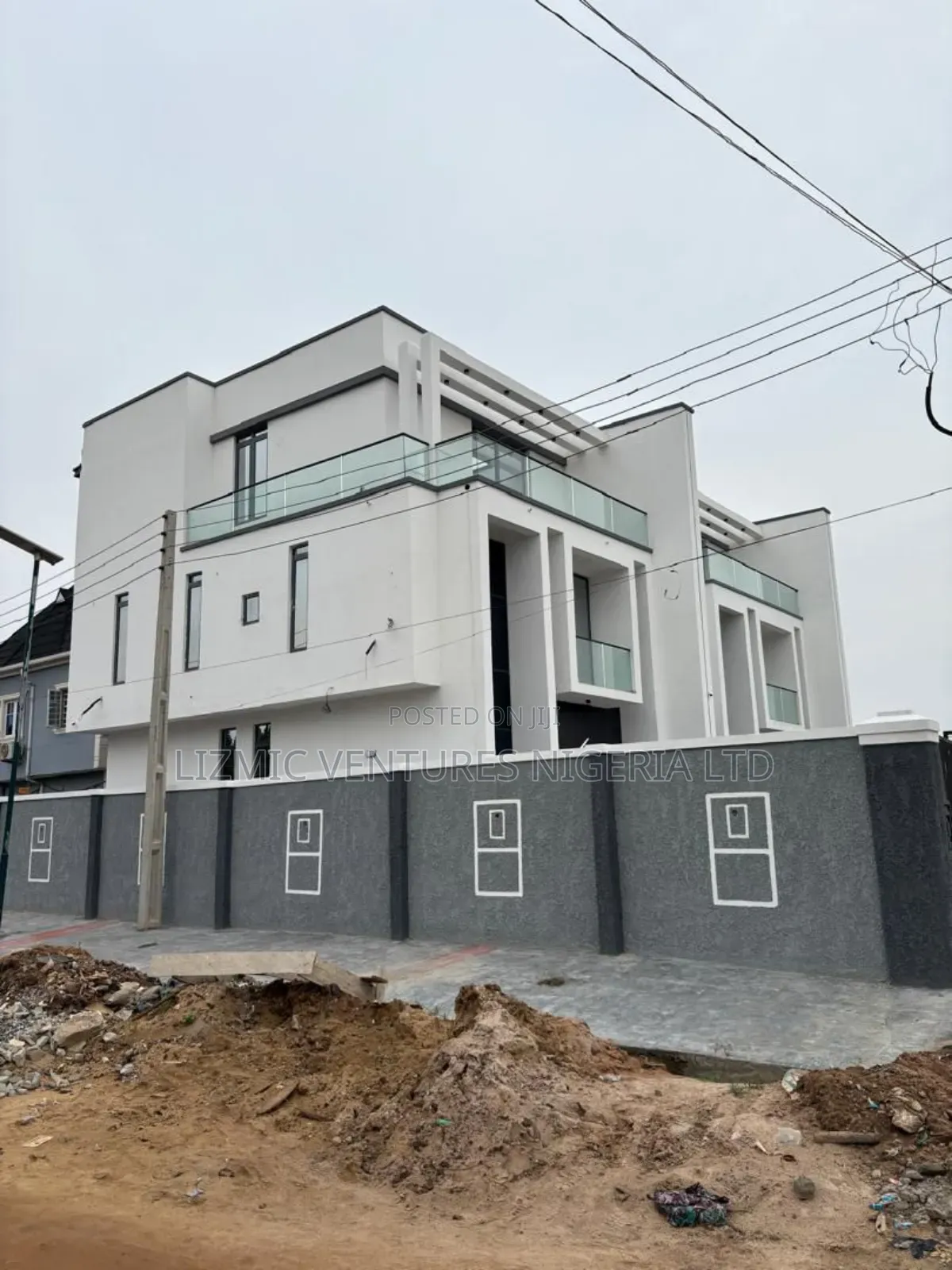 Furnished 5bdrm Duplex in Diamond Estate, Ipaja for sale in Ipaja