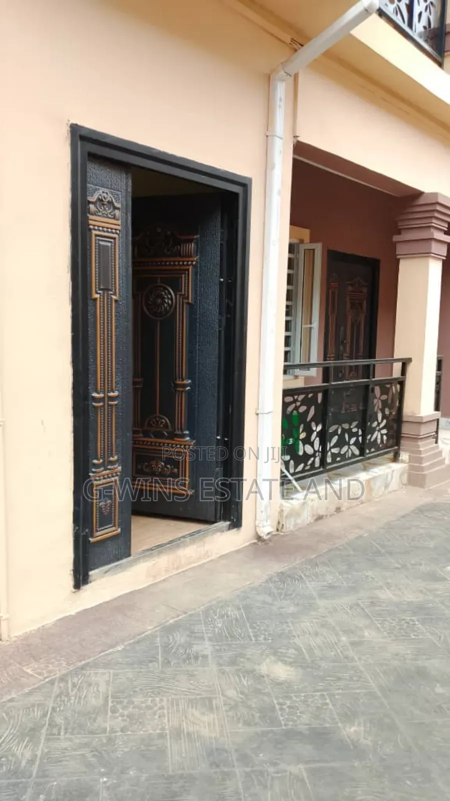 3bdrm Block of Flats in Limit Road Gra, Benin City for rent in Benin City