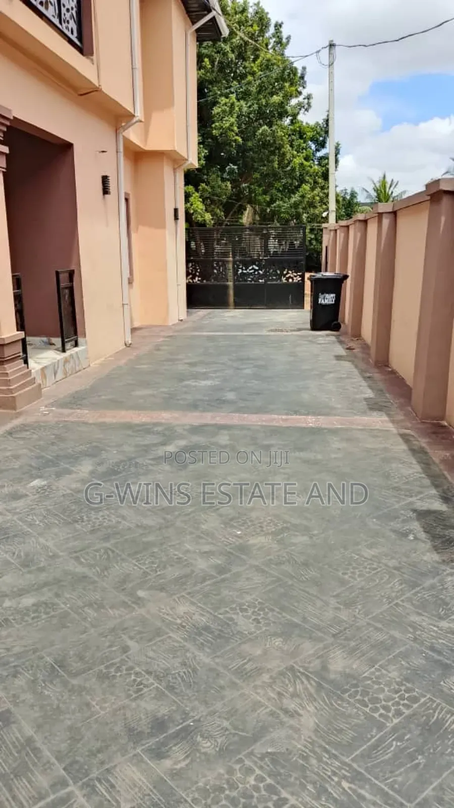 3bdrm Block of Flats in Limit Road Gra, Benin City for rent in Benin City