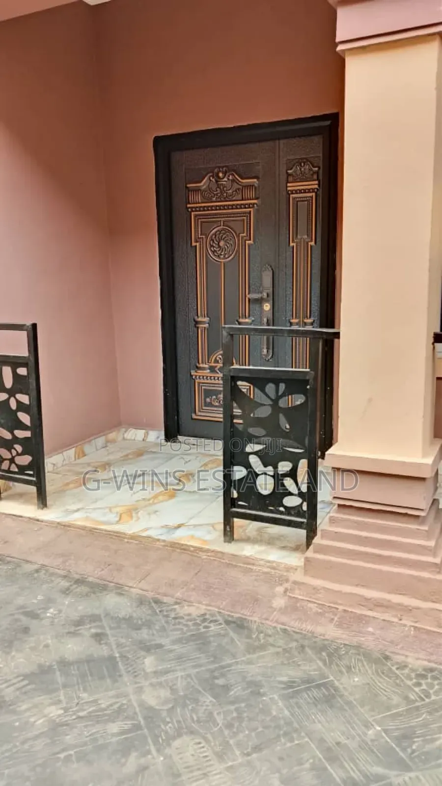 3bdrm Block of Flats in Limit Road Gra, Benin City for rent in Benin City