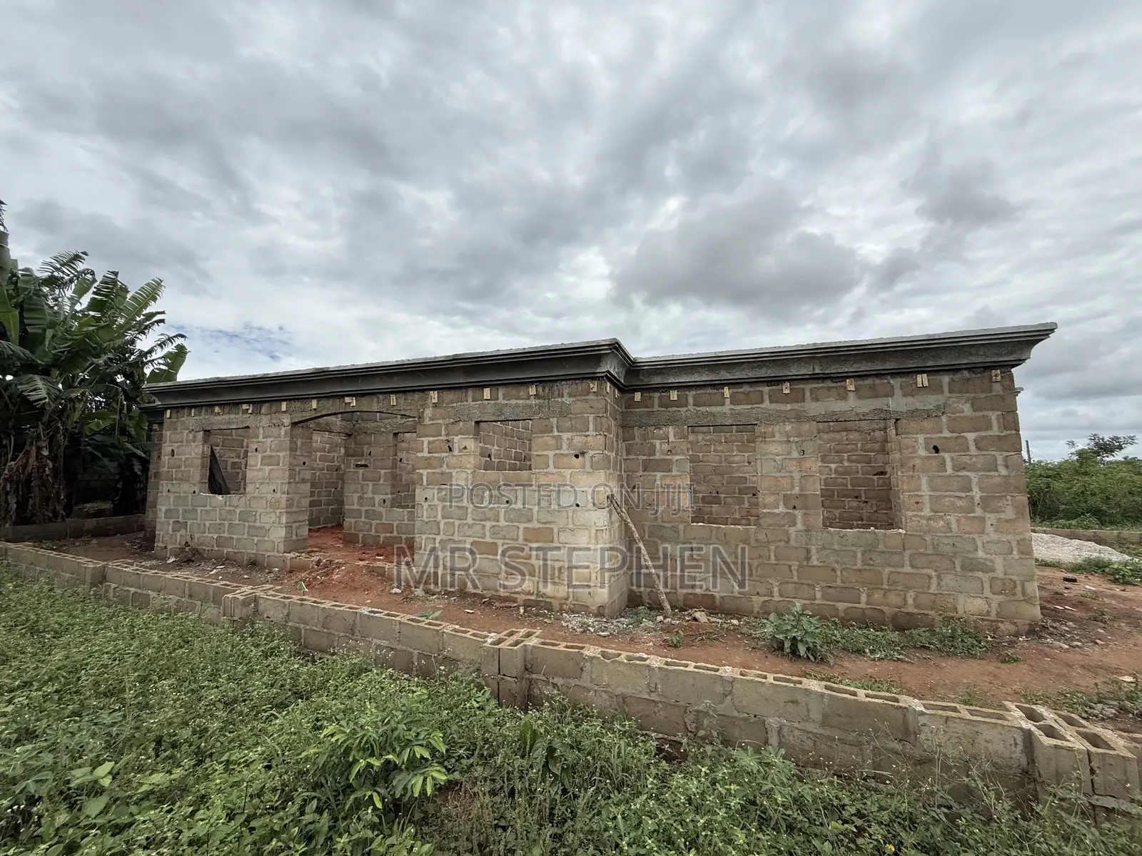 3 Bedroom Bungalow for Sale in Emuren in Adamo