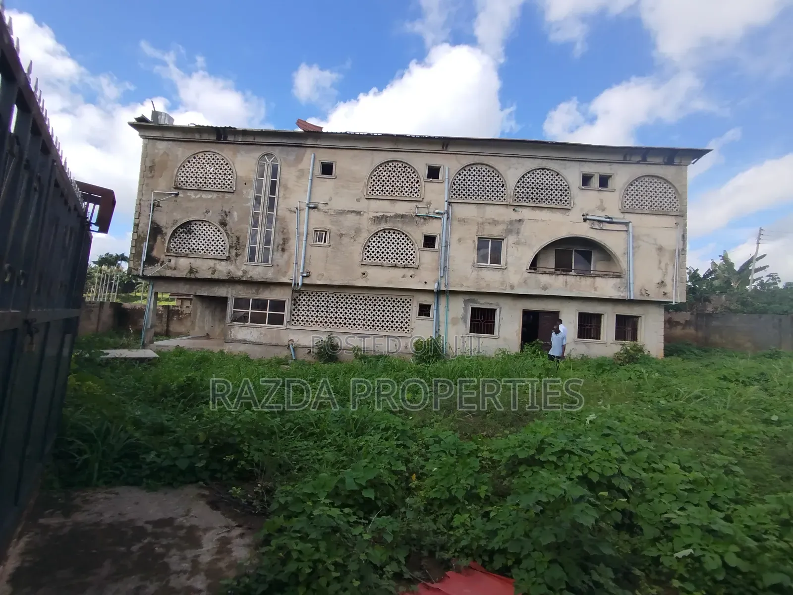 20bdrm Block of Flats in Damico, Ife for sale in Ife