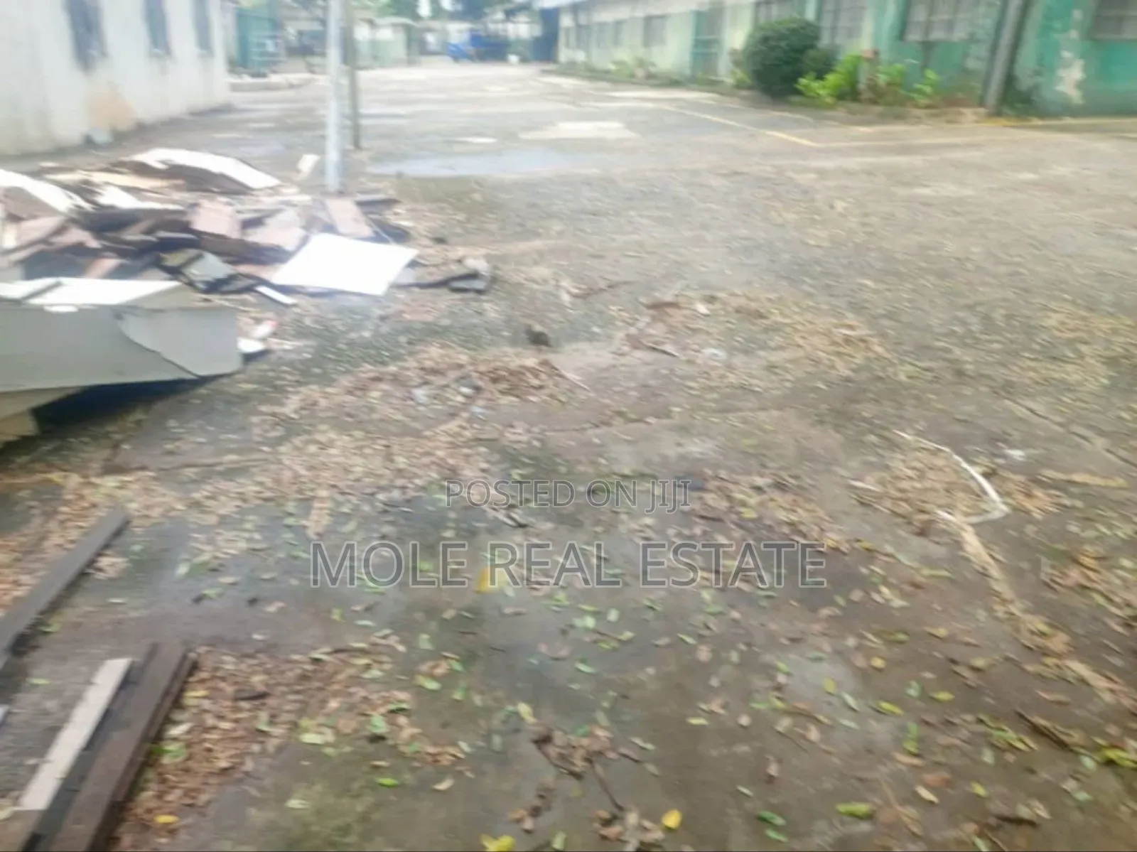 3000sqm Warehouse Lease/Sale Acme Rd Ikeja in Alausa