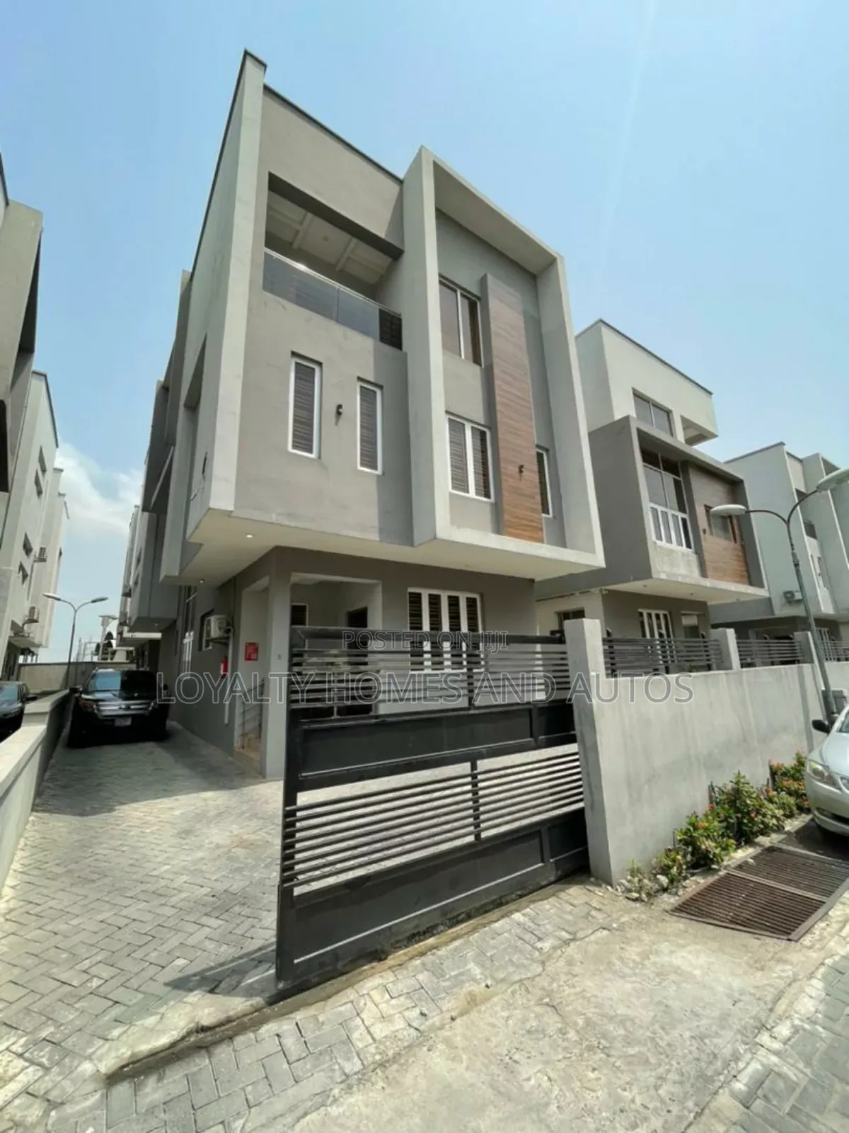 5bdrm Duplex in Meadow Hall, Ikate for sale in Ikate
