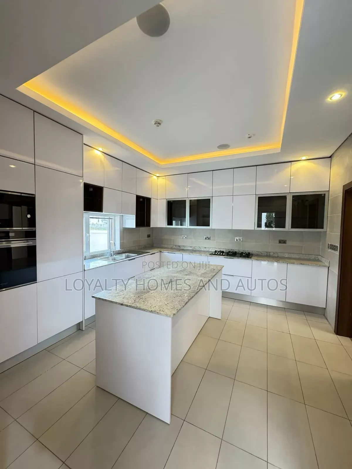 Furnished 4bdrm House in Pinnock Beach Estate, Lekki for sale in Lekki