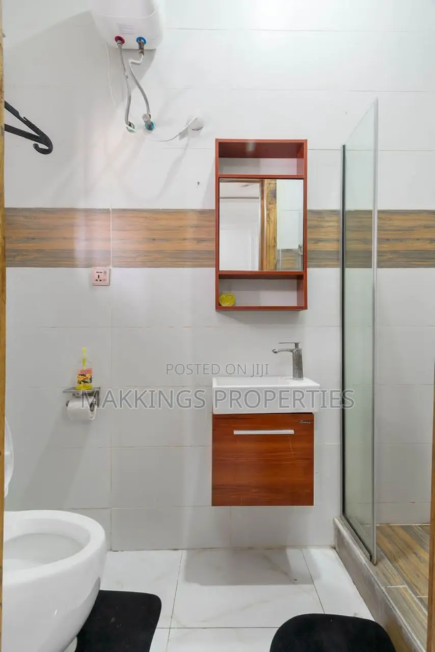 Furnished 2bdrm Duplex in Chevron for rent in Chevron