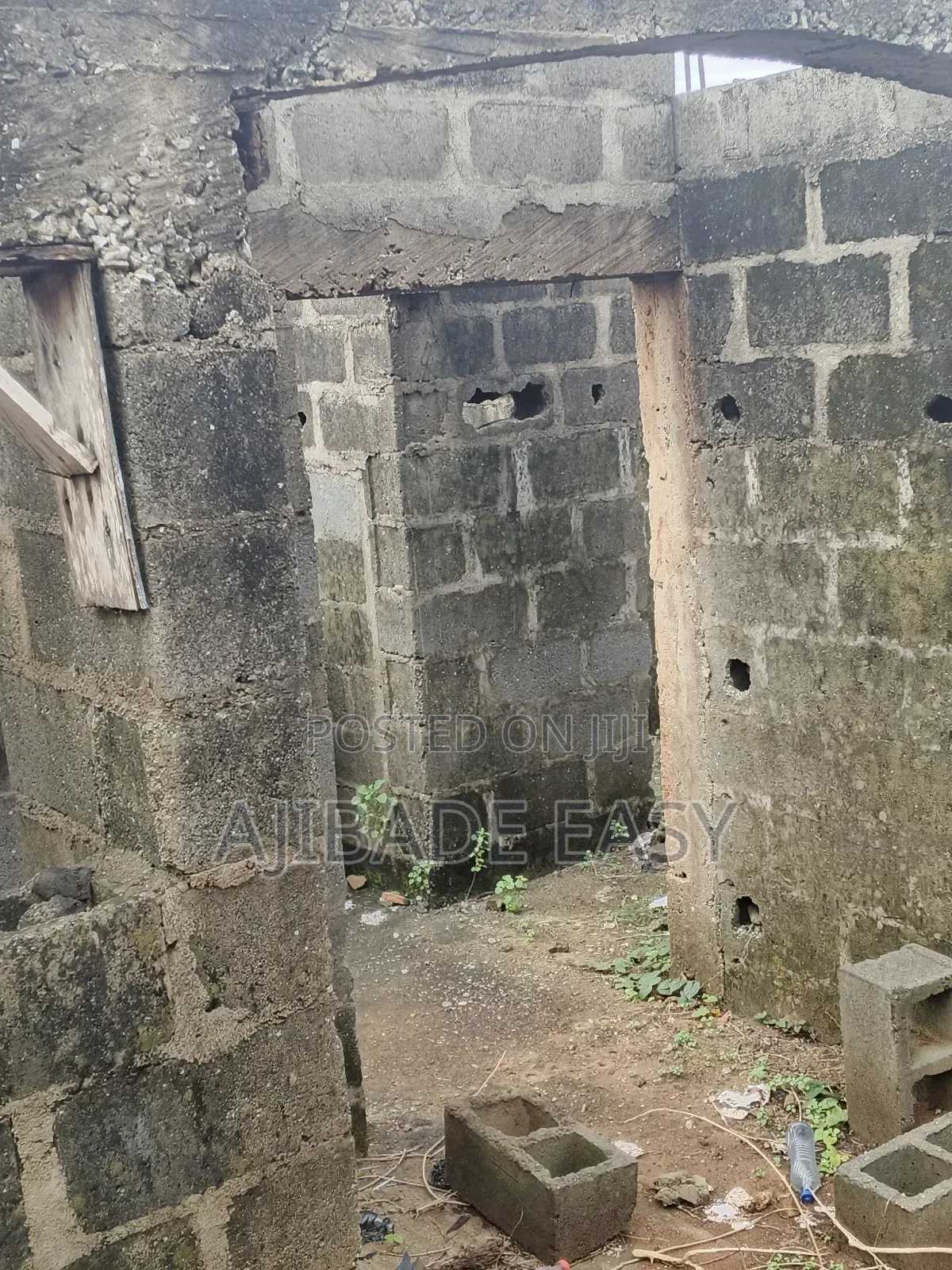 4bdrm Block of Flats in Ayobo for sale in Ayobo