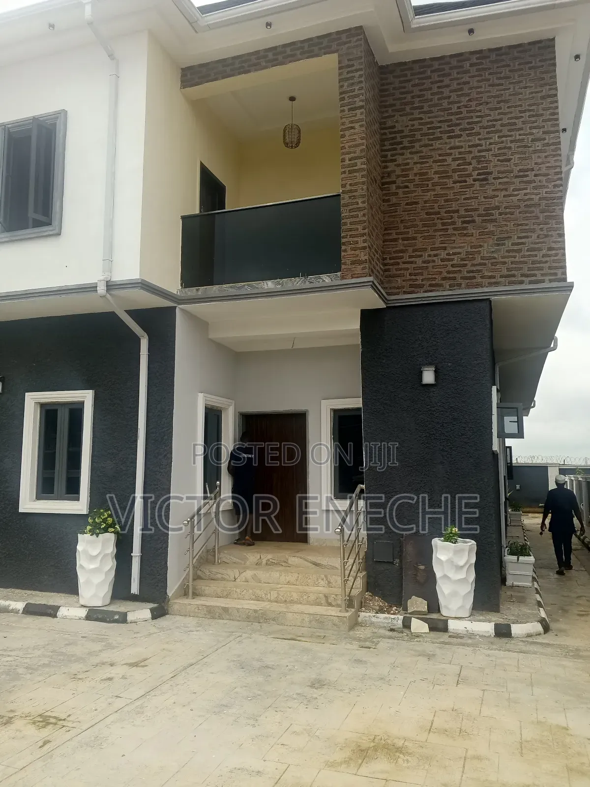 4bdrm Duplex in Gwarinpa for sale in Gwarinpa