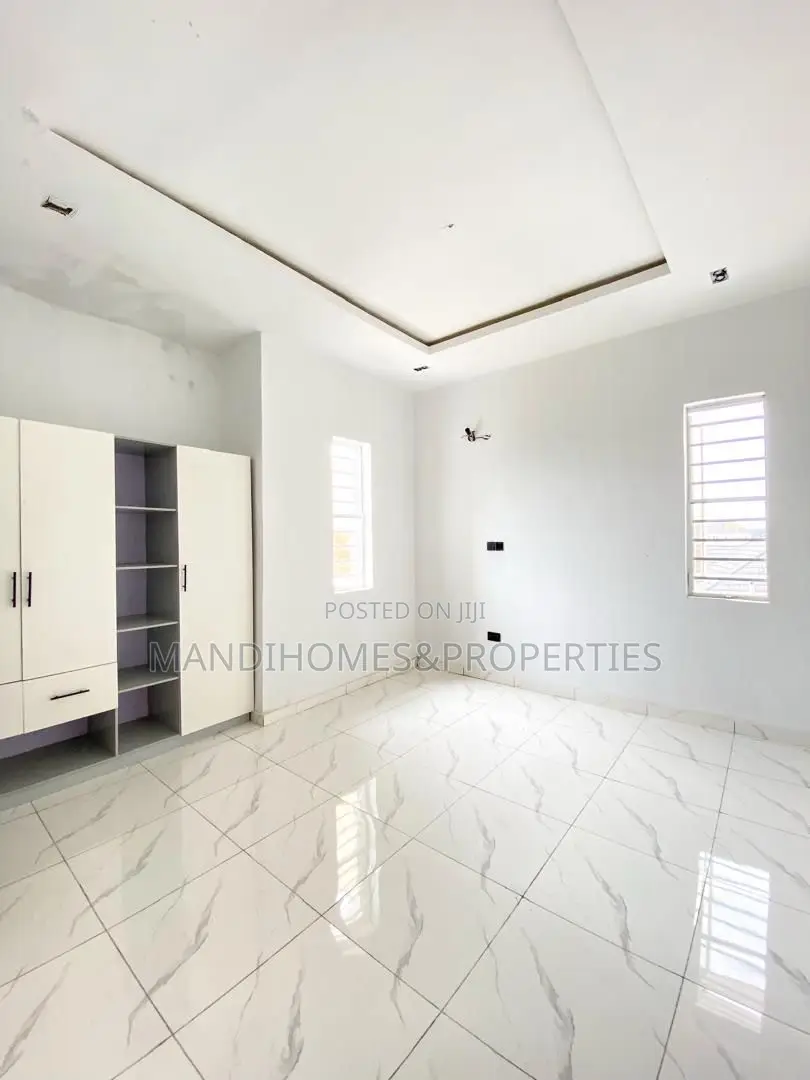 2bdrm Apartment in Sangotedo for sale in Sangotedo