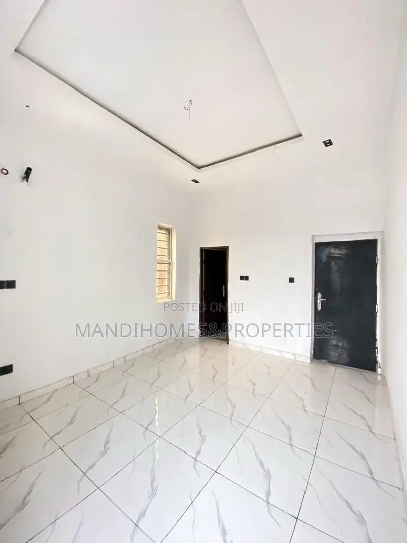 2bdrm Apartment in Sangotedo for sale in Sangotedo