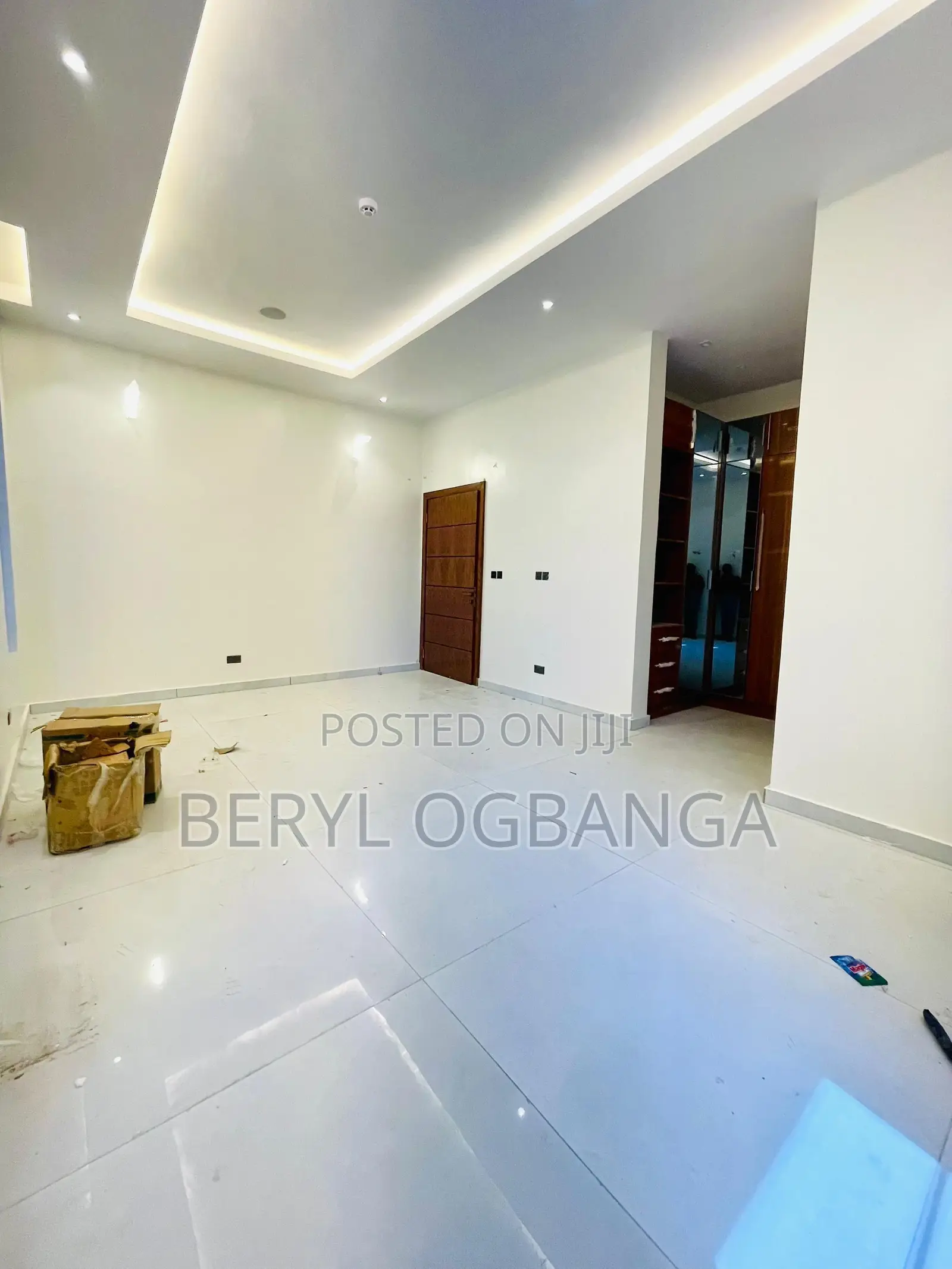 5bdrm Duplex in Ikoyi S.W for sale in Ikoyi S.W