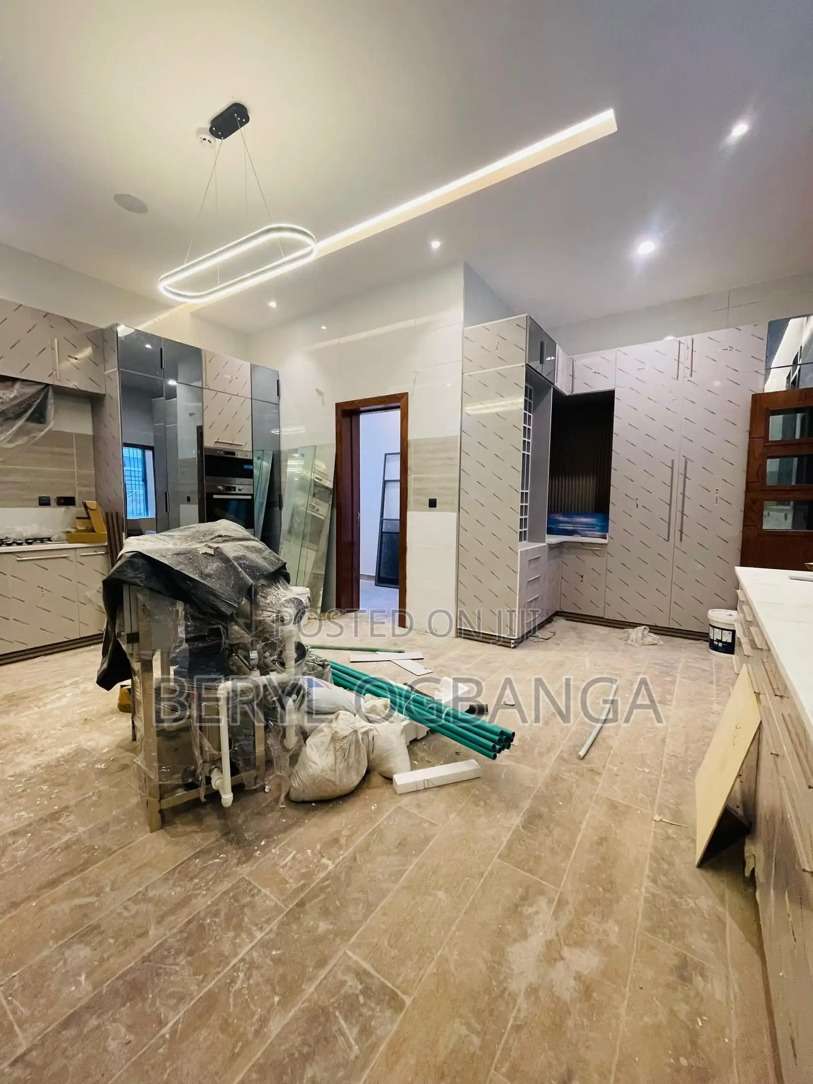 5bdrm Duplex in Ikoyi S.W for sale in Ikoyi S.W