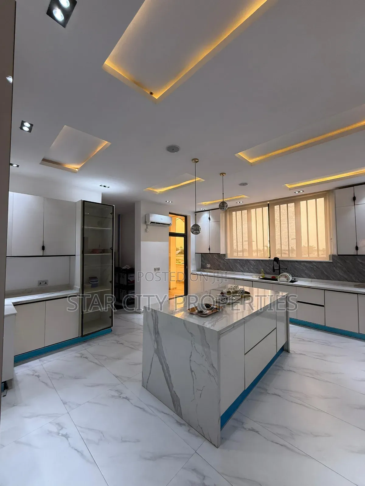 Furnished 5bdrm Duplex in Gra for rent in Ikeja GRA