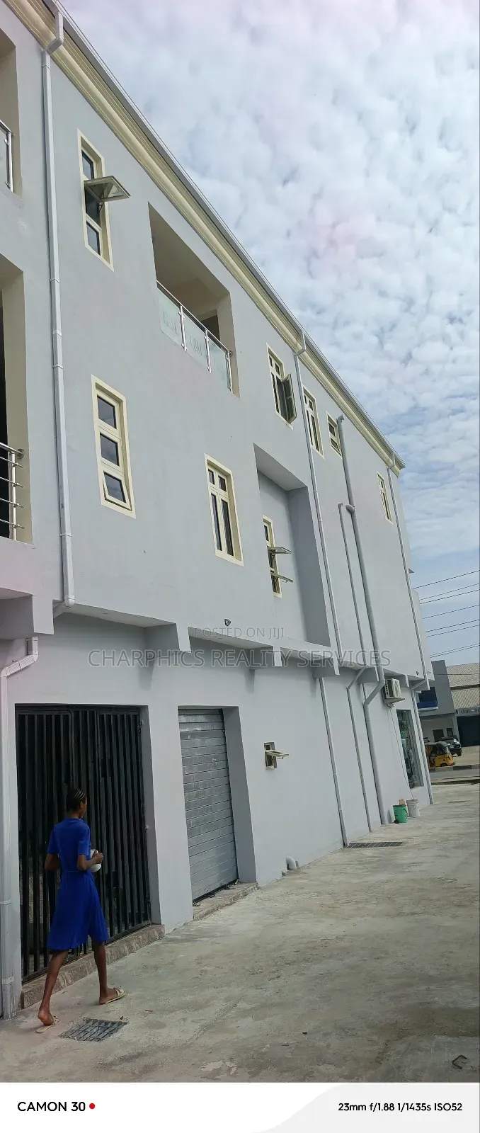 New 2bedrooms Flat Office Space in Ebute
