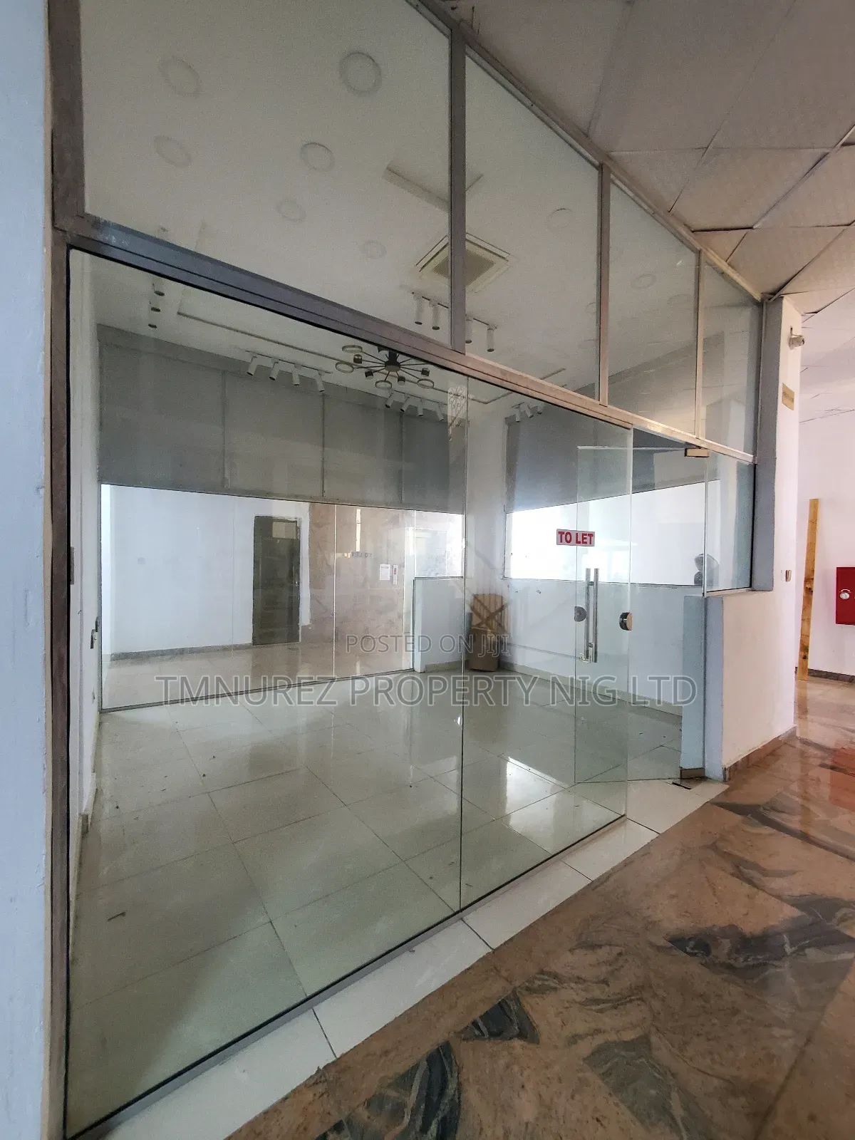 Shop Showroom for Rent in Lekki