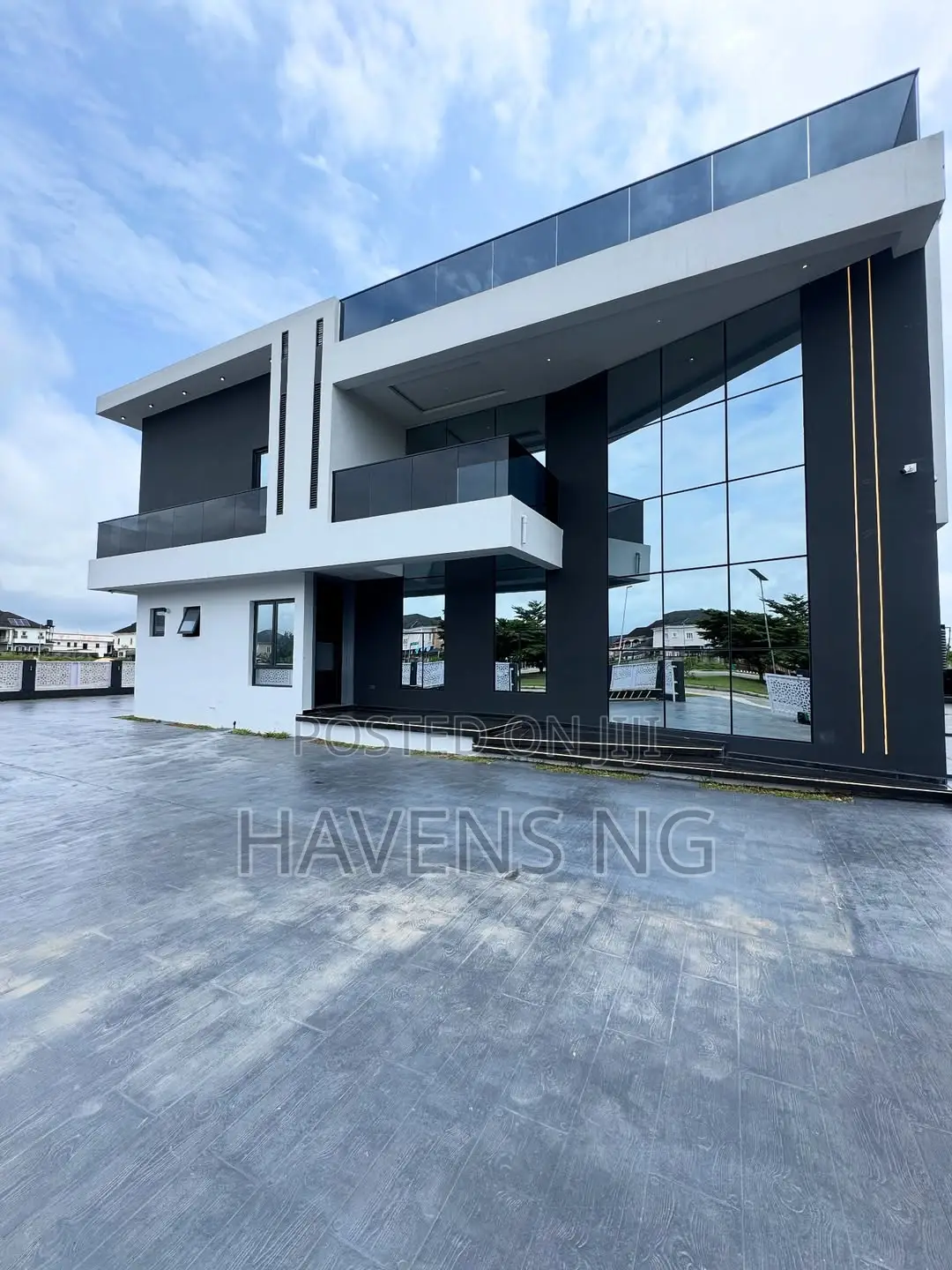 5bdrm Duplex in Abraham Adesanya Estate for sale in Abraham Adesanya Estate