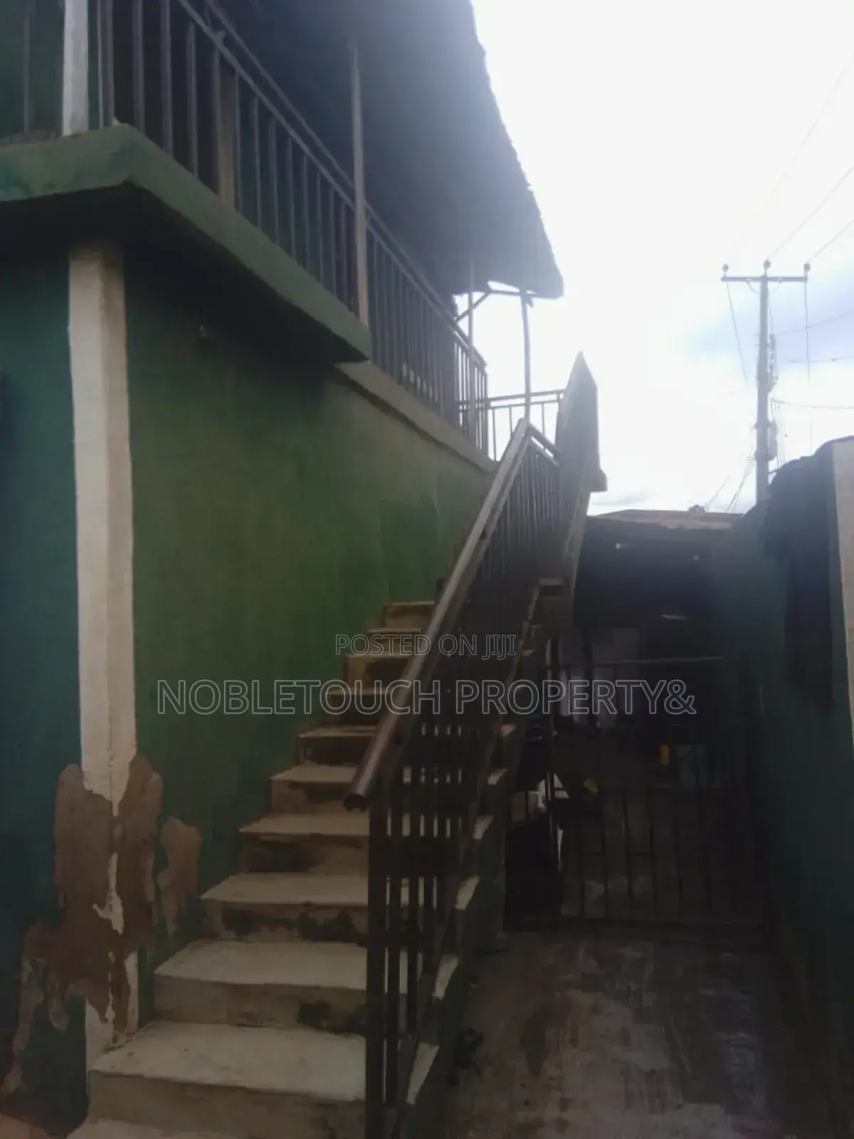 2bdrm Block of Flats in Liasu Road Ikotun, Iseri Olofin for sale in Iseri Olofin