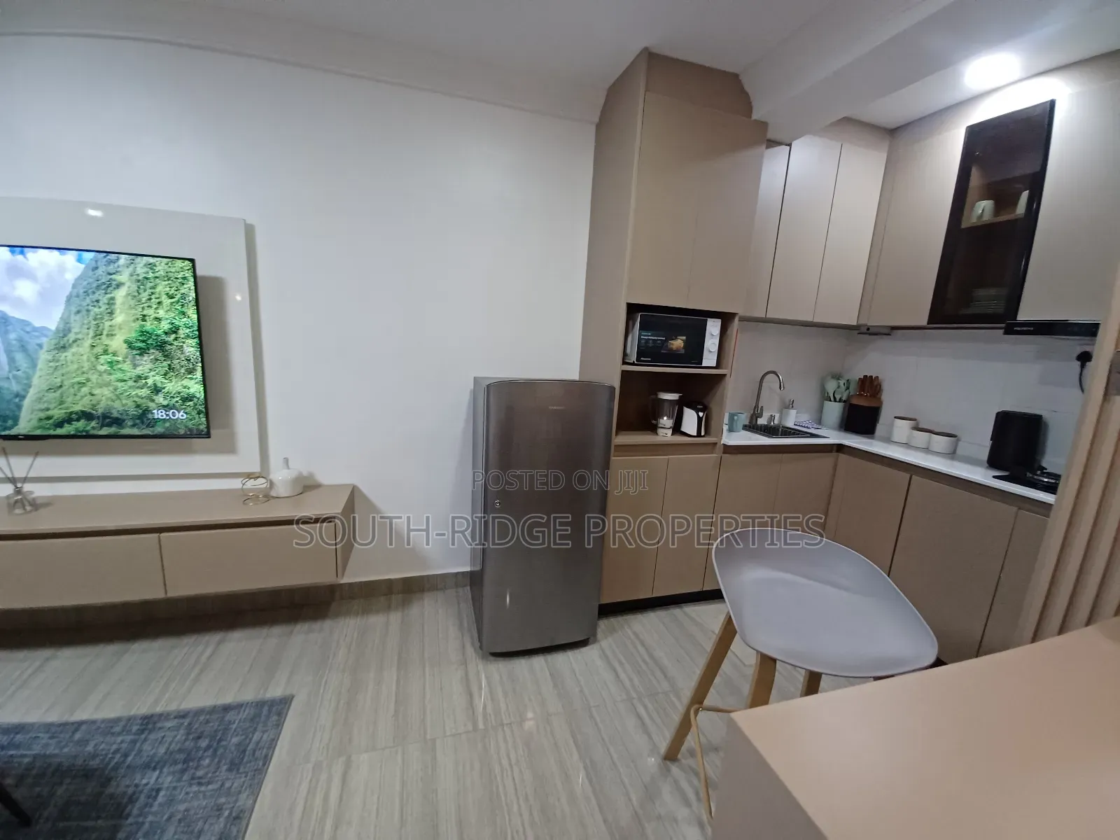 Exquisitely Styled Very Large Studio Apartment in Maitama in Maitama