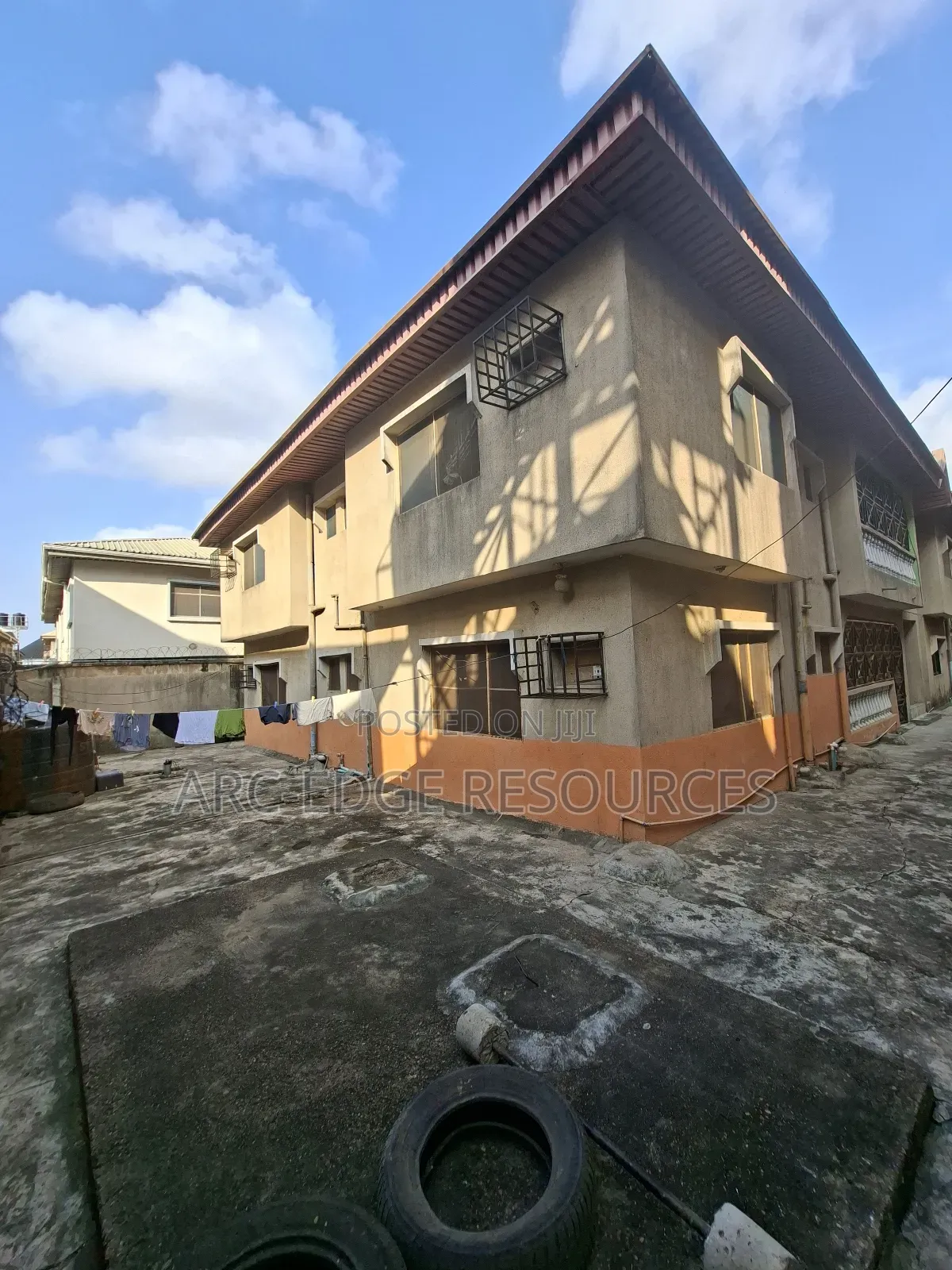 3bdrm Block of Flats in Ago Palace for sale in Ago Palace