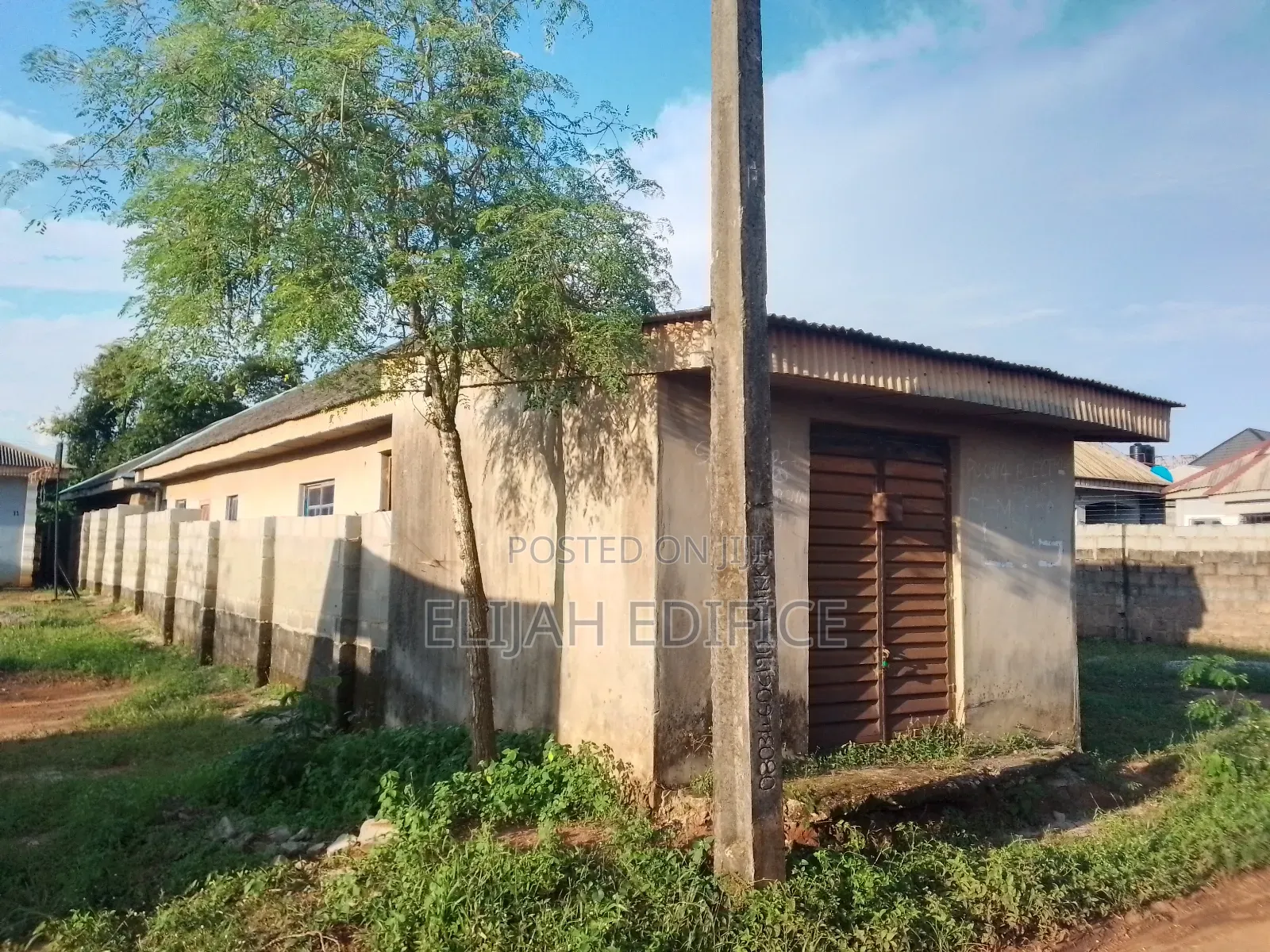 4bdrm Block of Flats in Parkview, Ijede / Ikorodu for sale in Ijede / Ikorodu