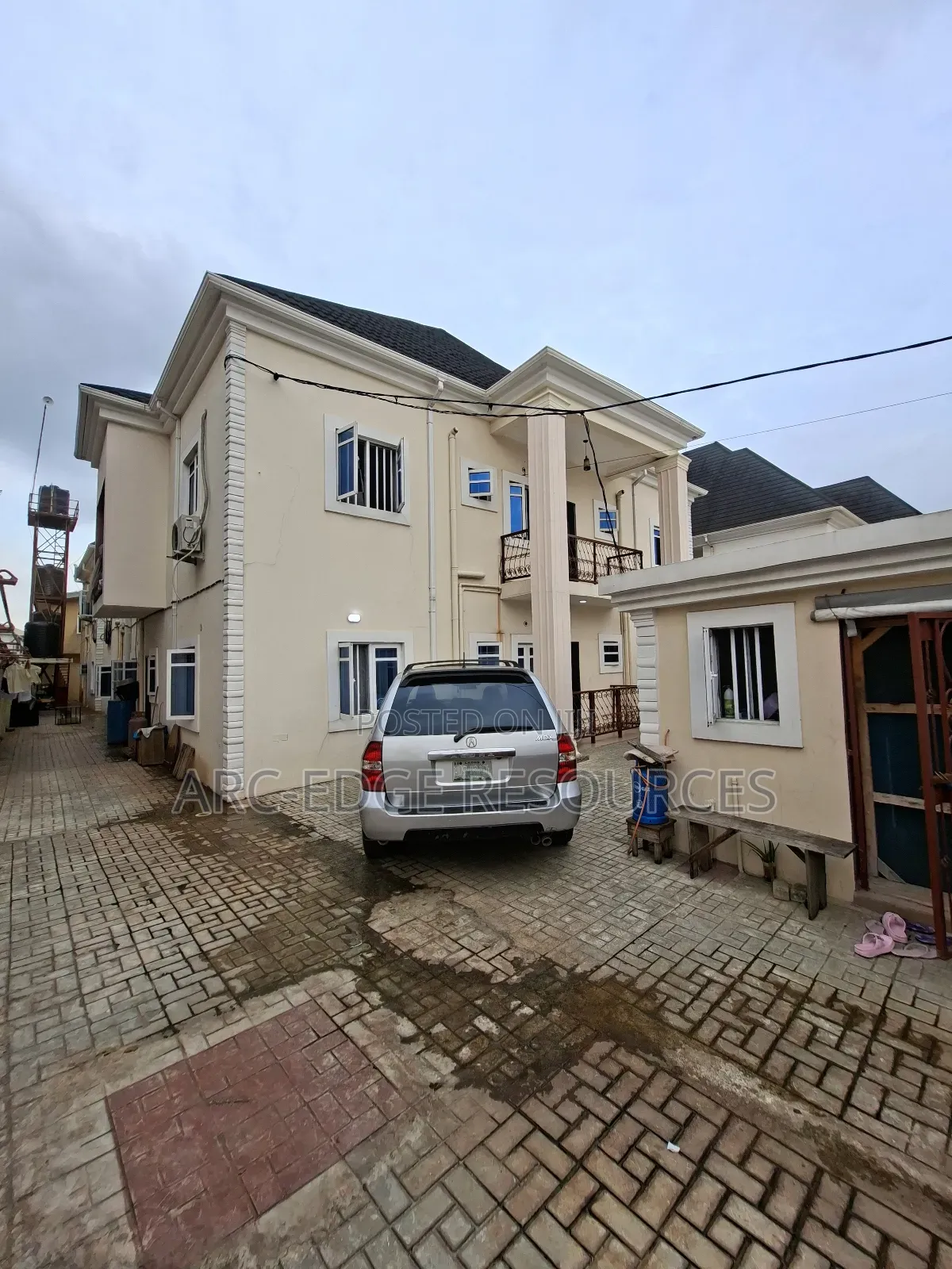 3bdrm Block of Flats in Ago Palace for sale in Ago Palace