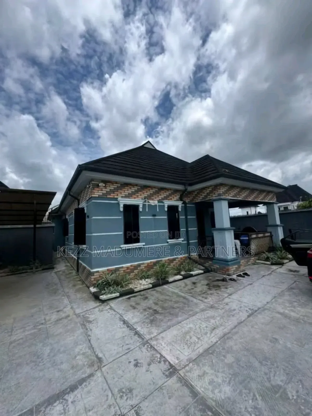 3bdrm Bungalow in Ceaderwood Estate for sale in Port-Harcourt