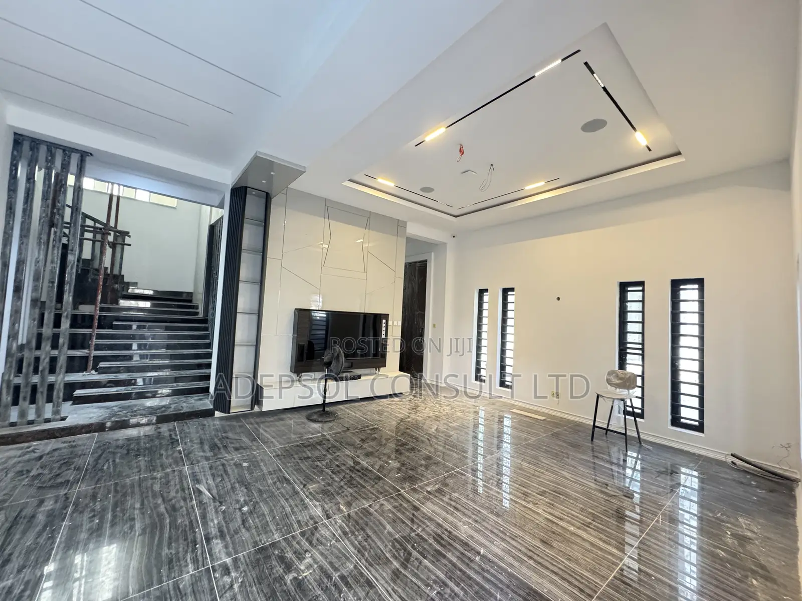 5bdrm Duplex in Old Ikoyi for sale in Old Ikoyi
