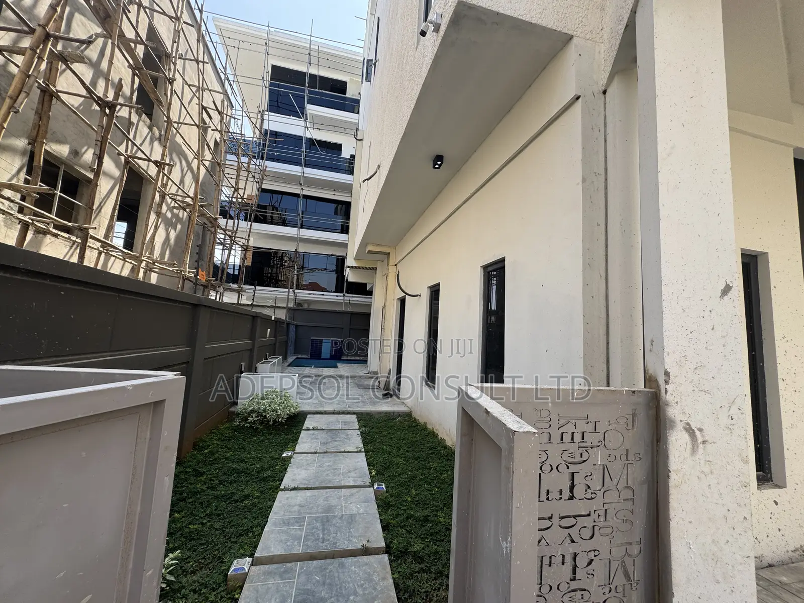 5bdrm Duplex in Old Ikoyi for sale in Old Ikoyi