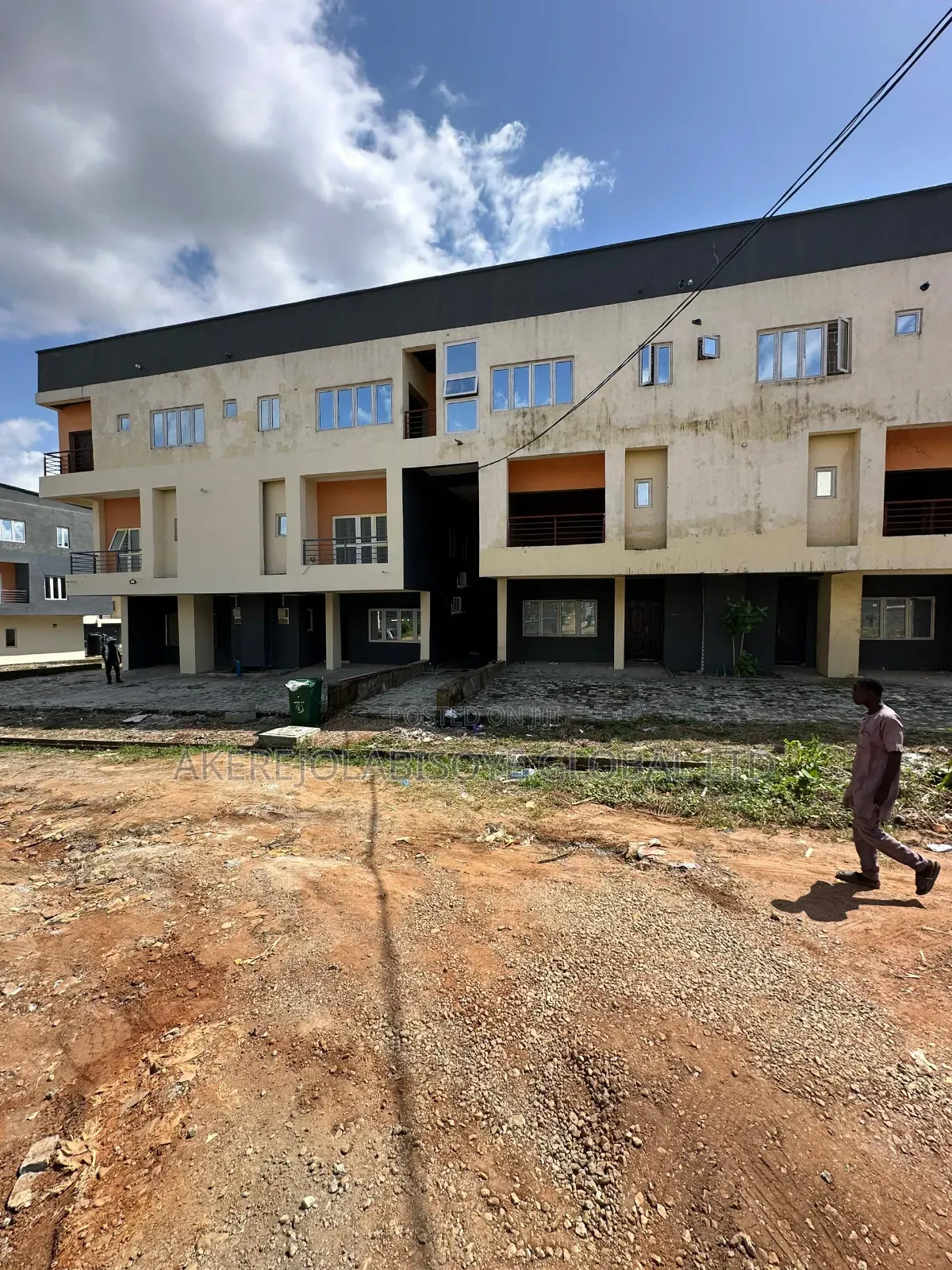 2bdrm Apartment in In An Estate for sale in Life Camp