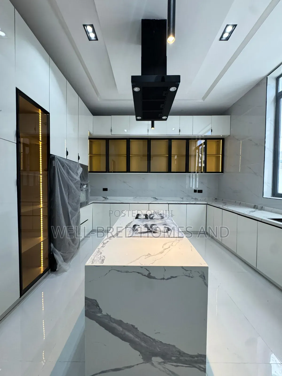 5bdrm Duplex in Lekki for sale in Lekki