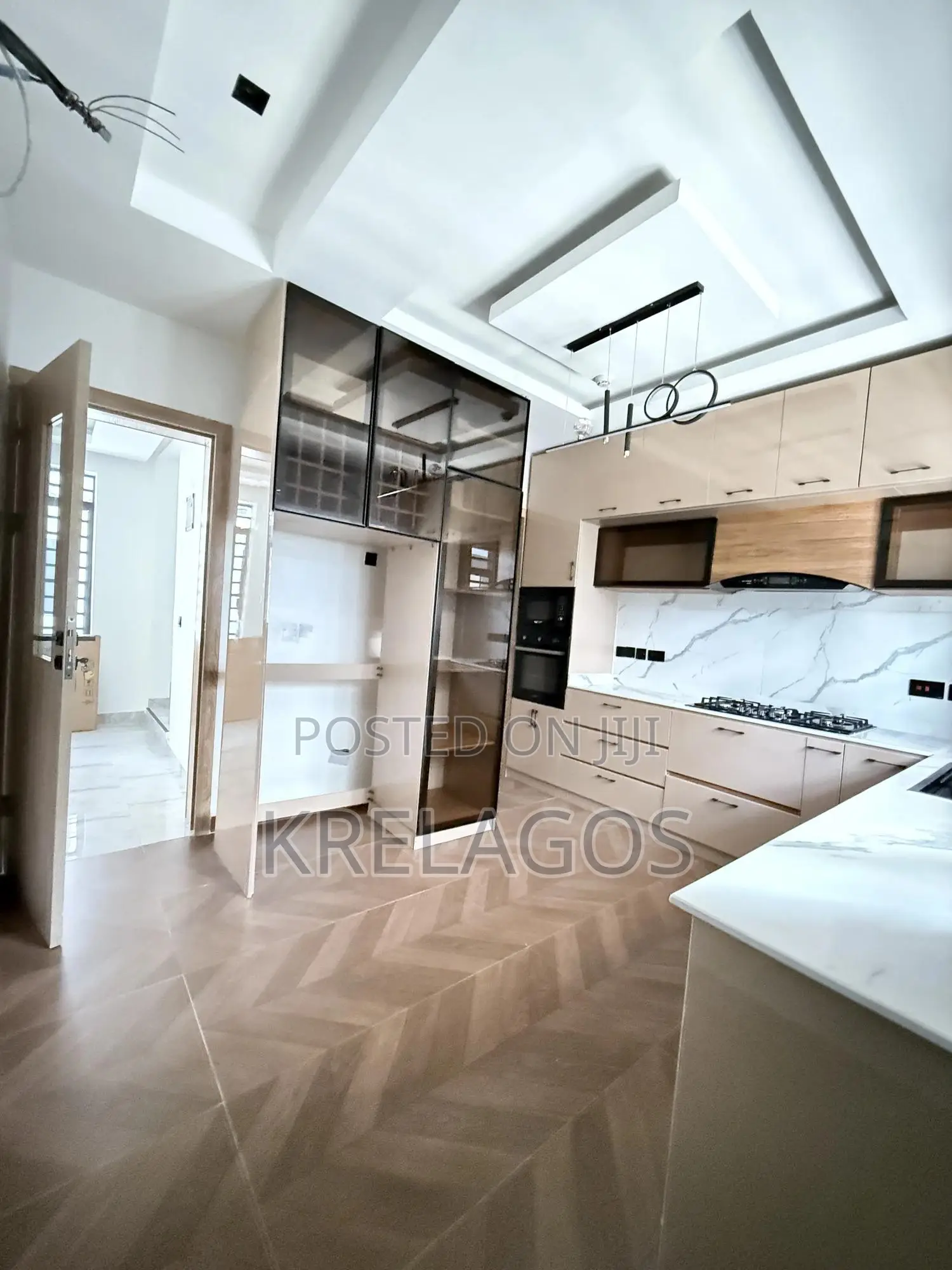 4bdrm Duplex in Lekki Phase 1 for sale in Lekki Phase 1