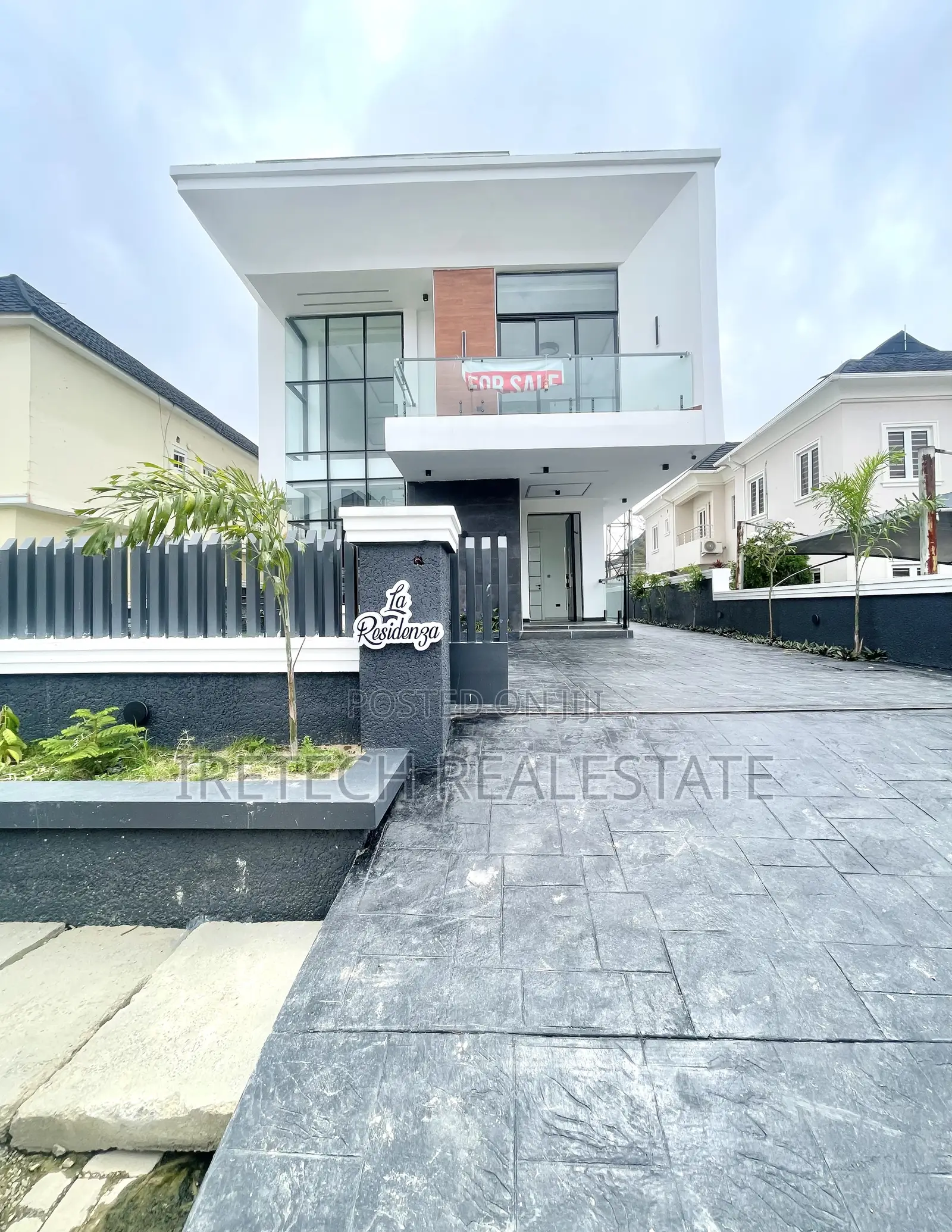 5bdrm Duplex in Megamound Estate for sale in Lekki