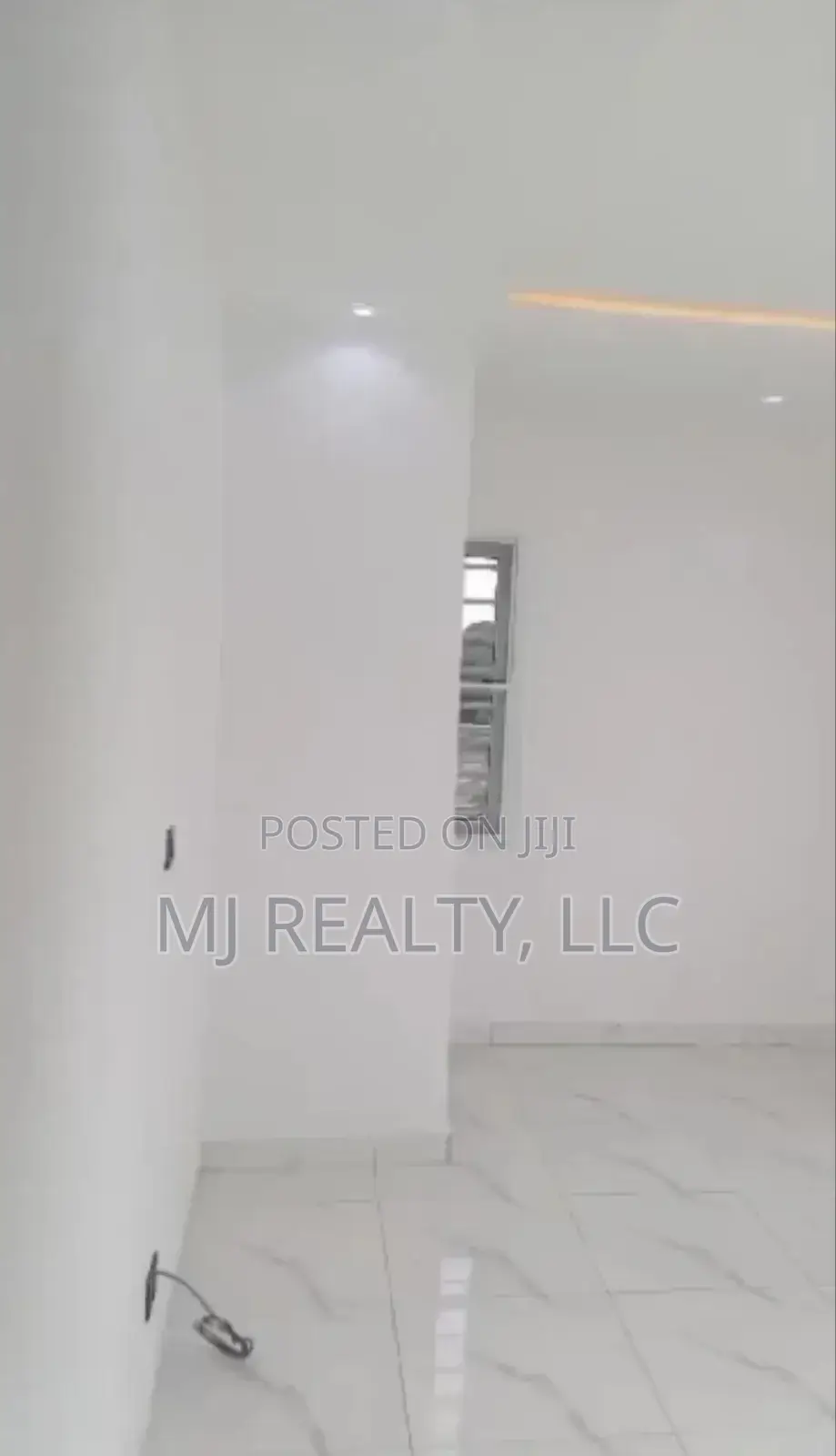4bdrm Duplex in Adeniyi Jones for sale in Adeniyi Jones