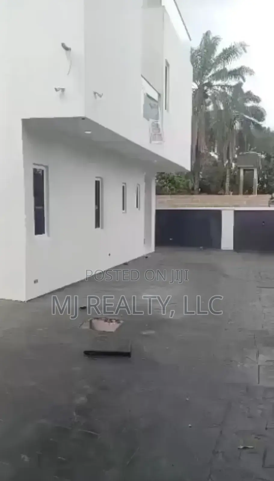 4bdrm Duplex in Adeniyi Jones for sale in Adeniyi Jones